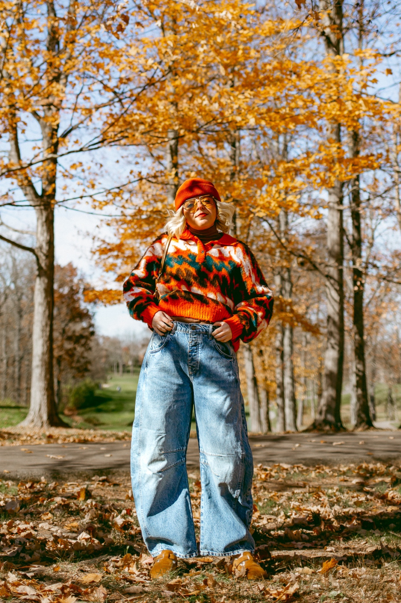 Styling my Free People Barrel Jeans 🍂

I sized up to a 28. I can range anywhere from a 26-28 with pants. These are definitely oversized, so I’d suggest either going 1 size up or your usual size.

Sweater is from Nuuly and the brand is Obey.

Fall outfit idea, denim, jeans, barrel jeans, oversized jeans, Birkenstocks, Birkenstock outfit, Boston Birkenstocks, shearling Birkenstocks, shearling Boston Birkenstocks, beanie season, micro beanie

#LTKSeasonal #LTKstyletip #LTKshoecrush