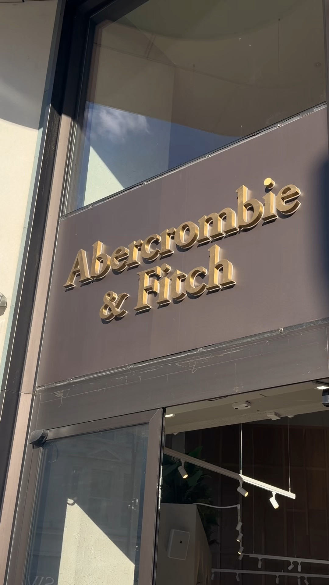 New in at Abercrombie and omg the first touches of autumn 😍 currently 25% denim and 15% off everything else, with an EXTRA 15% off on top with code AFxLTK 👏🏻 

I wear a 31R in denim, M in tops and an L in everything else and I’m 5ft4 and a UK size 12/14 for reference ✨

#LTKuk #LTKautumn #LTKmidsize