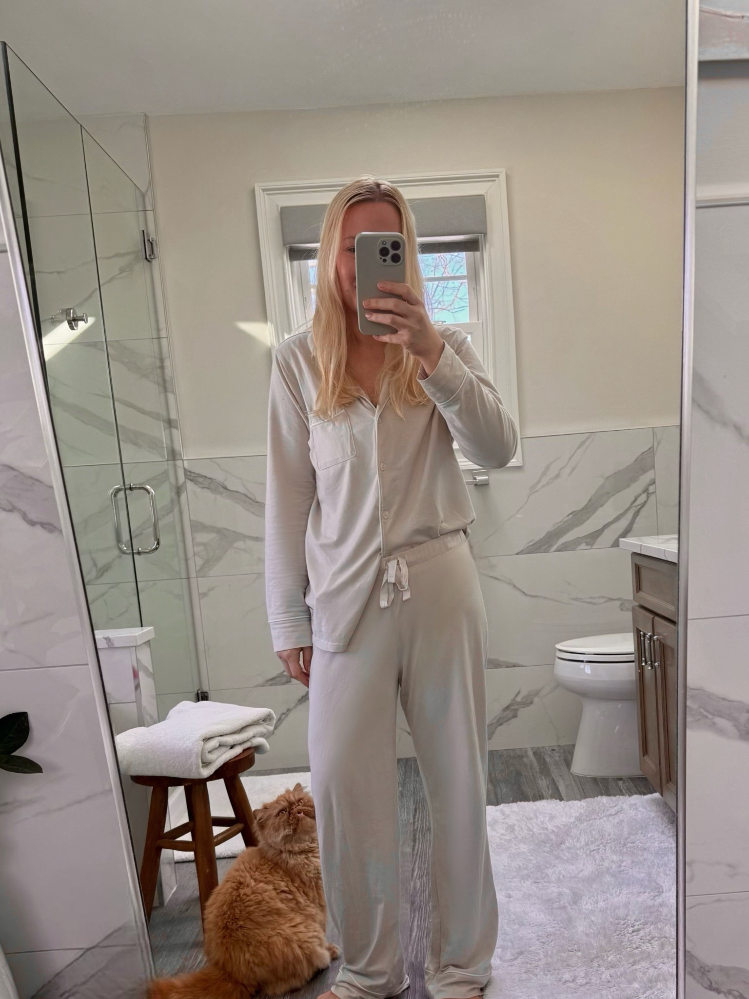 My favorite Amazon pajamas that I’m just taking off. I have them in 3 colors. Under $27. I’m wearing a medium

#saturday #pjs #mom #sleepwear #amazon

#LTKootd #LTKdayinmylife #LTKgrwm