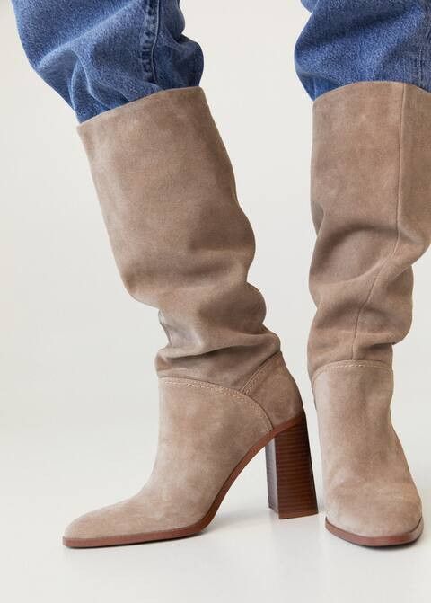 Bottes hautes . Bout rond. Talon rectangulaire. Talon de 10 cm. | MANGO (FR)