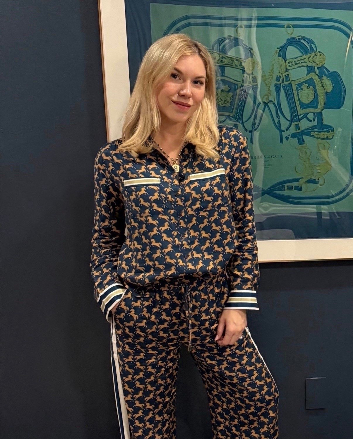 This outfit 🔥 


Breakfast room
Home decor
Moody decor
Fall decor 
 

#LTKHome #LTKSeasonal #LTKSaleAlert

#LTKHoliday #LTKdayinmylife #LTKootd