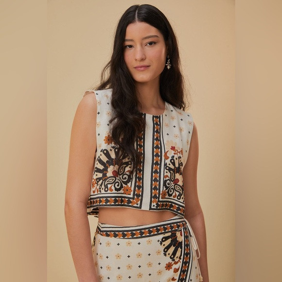 FARM RIO Flower Fan Tapestry Off-White Cropped | Poshmark