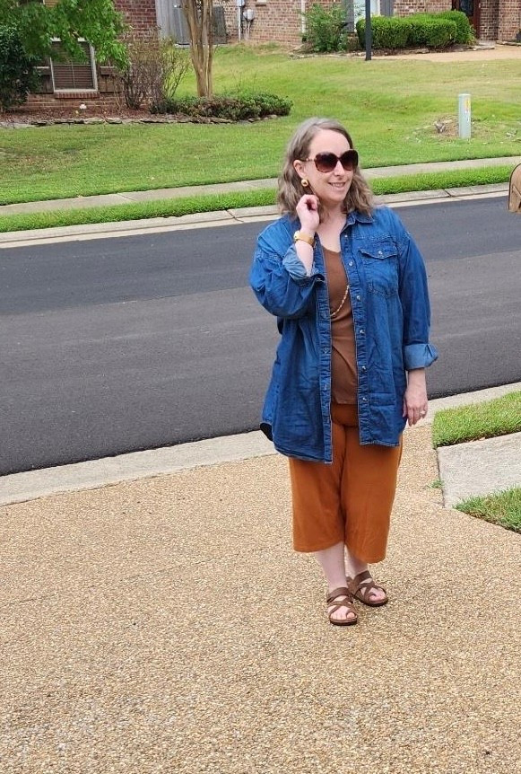 Realistic work outfit. These fall colors are the best. 

Love this denim shirt, went up a size but could have stayed TTS. 

#LTKWorkwear #LTKSeasonal #LTKStyleTip