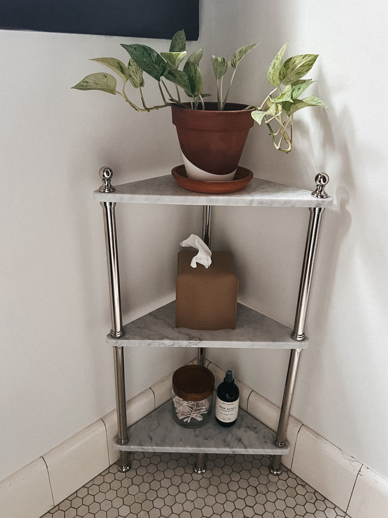 Marble shelf for corner in a bathroom. Great for small spaces! 
//
Home design 
Bathroom decor 
Interiors 

#LTKHome #LTKStyleTip
