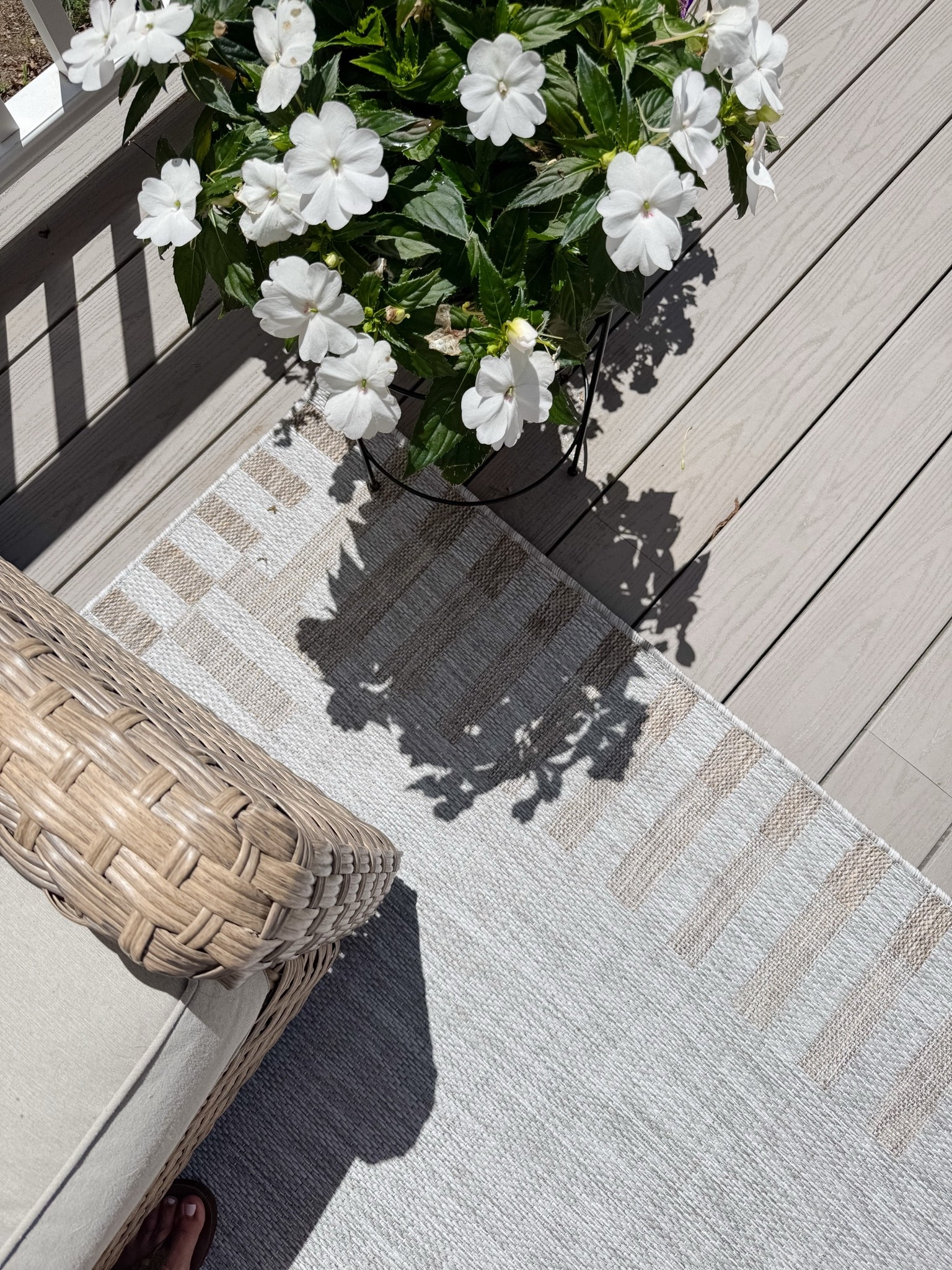 Outdoor Patio Styling 

Home  Home decor  Home favorites  outdoor styling  outdoor patio  patio styling  outdoor decor 
Outdoor furniture  patio furniture  coastal home decor  coastal home

#LTKHome