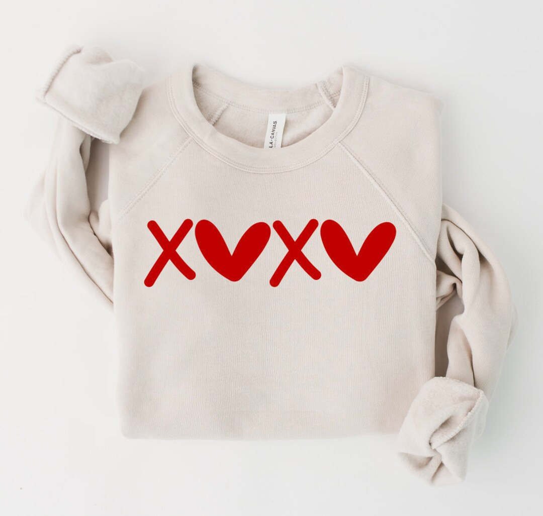XOXO Heart Sweatshirt Valentine's Day Sweatshirt Love Sweatshirt Bella Canvas Sweatshirt Hugs and... | Etsy (US)