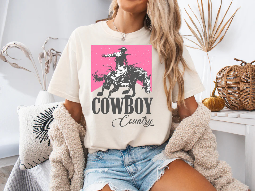 "Cowboy Country" Graphic Tee | Willow Boutique