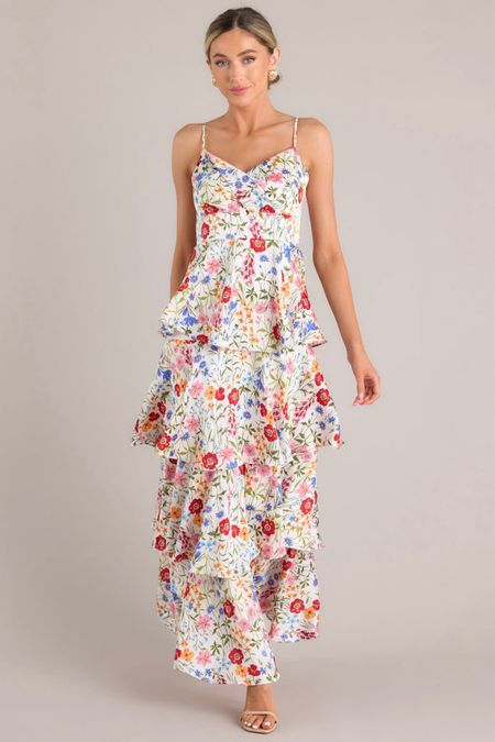 Stunning gorgeous floral ruffle tiered maxi dress 

Spring dress
Brunch dress 


#LTKstyletip #LTKfindsunder100 #LTKSeasonal