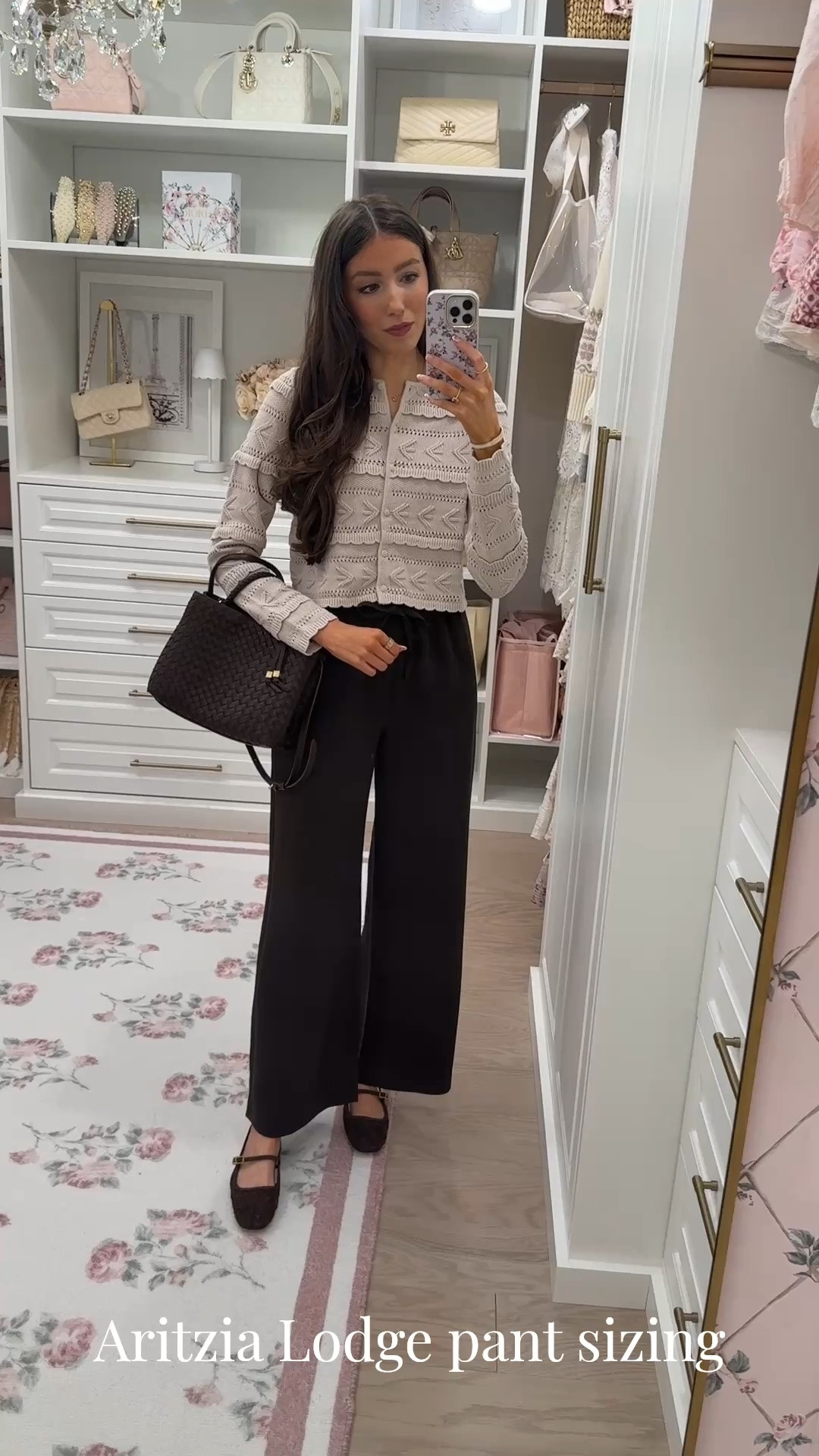 Aritzia Lodge pants in the Crepette material (won’t wrinkle!) this is in the Cacao Nib Brown color! I’m wearing size small regular length- would say true to size and I’m 5’7” for length reference. They also come in petite and tall lengths

#LTKSaleAlert #LTKSeasonal #LTKootd