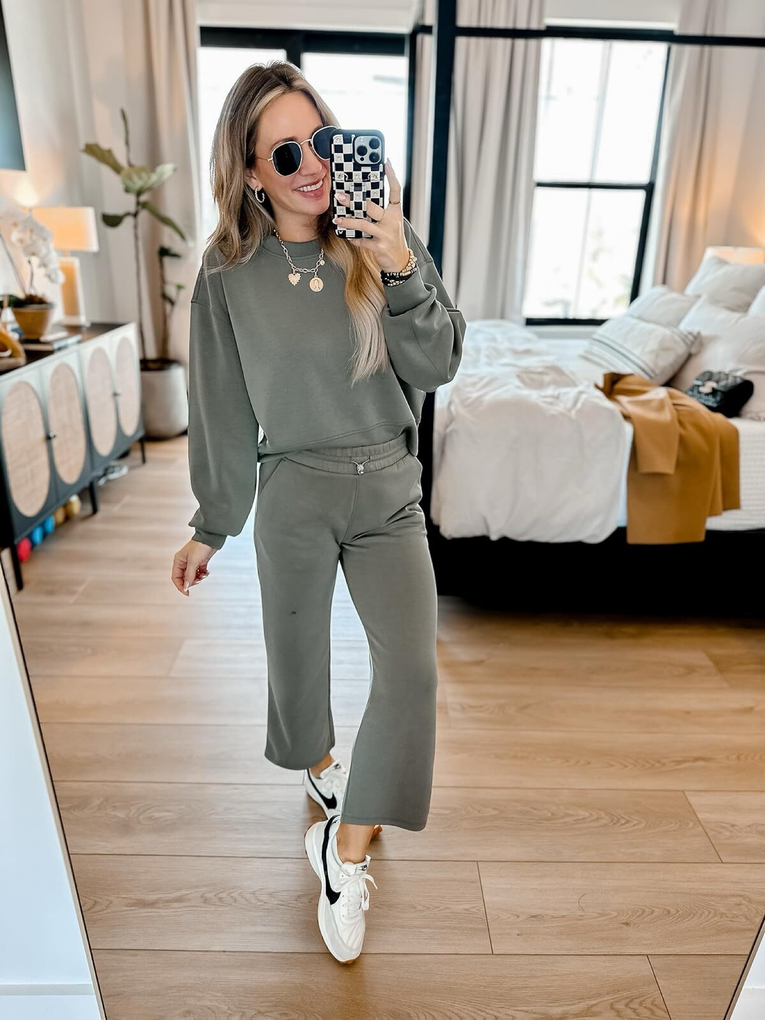 Amazon super soft comfy set! Wearing an xs in top and xs in pants 27 inch inseam. The material feels so luxe! Amazon fashion, travel outfit.

#LTKTravel #LTKSeasonal #LTKStyleTip