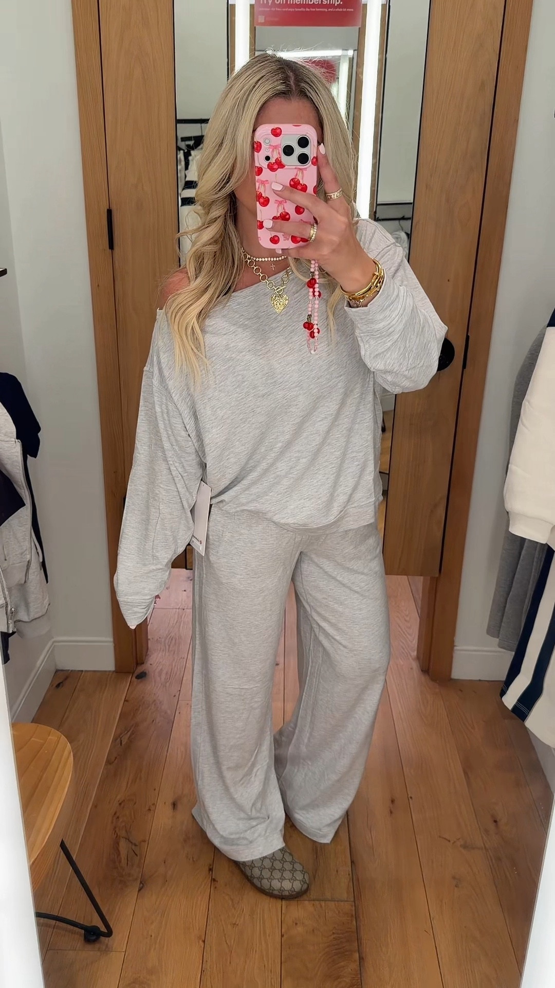 @lululemon set is as soft as it looks! 
Size small
Gucci clogs 

#LTKootd