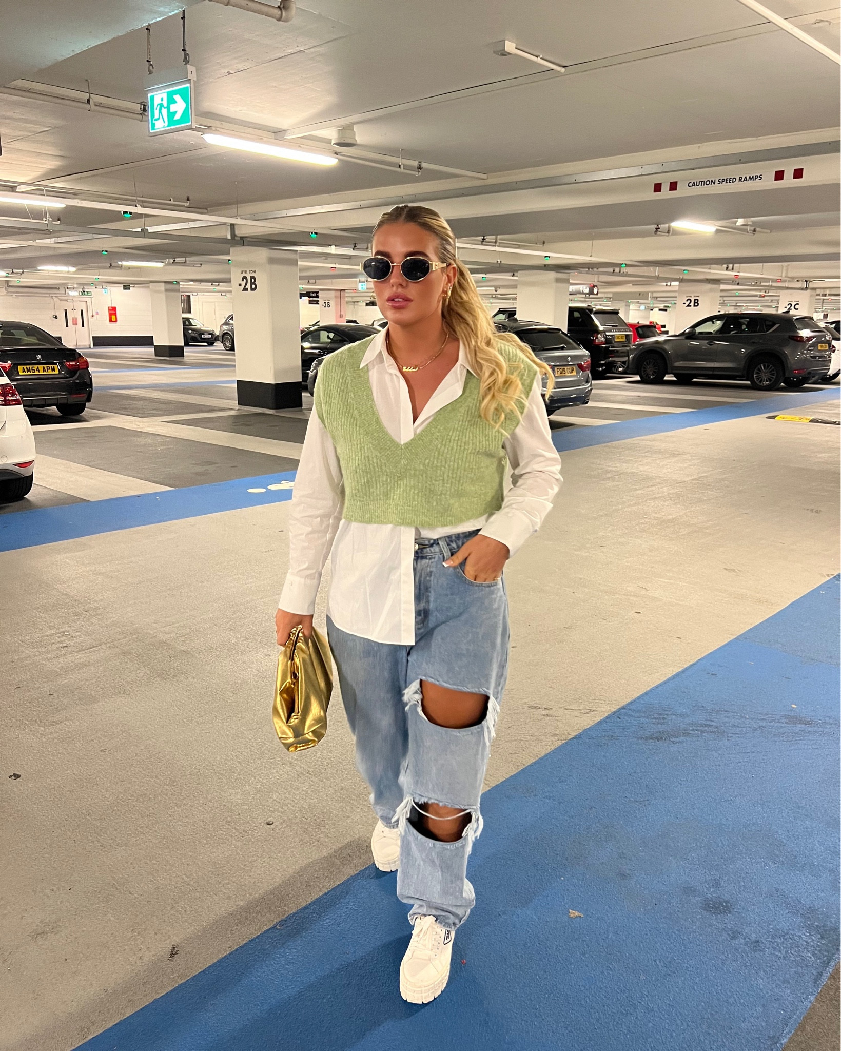 Start of knitted jumper szn. 