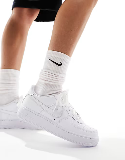 Nike Air Force 1 '07 sneakers in triple white | ASOS (Global)