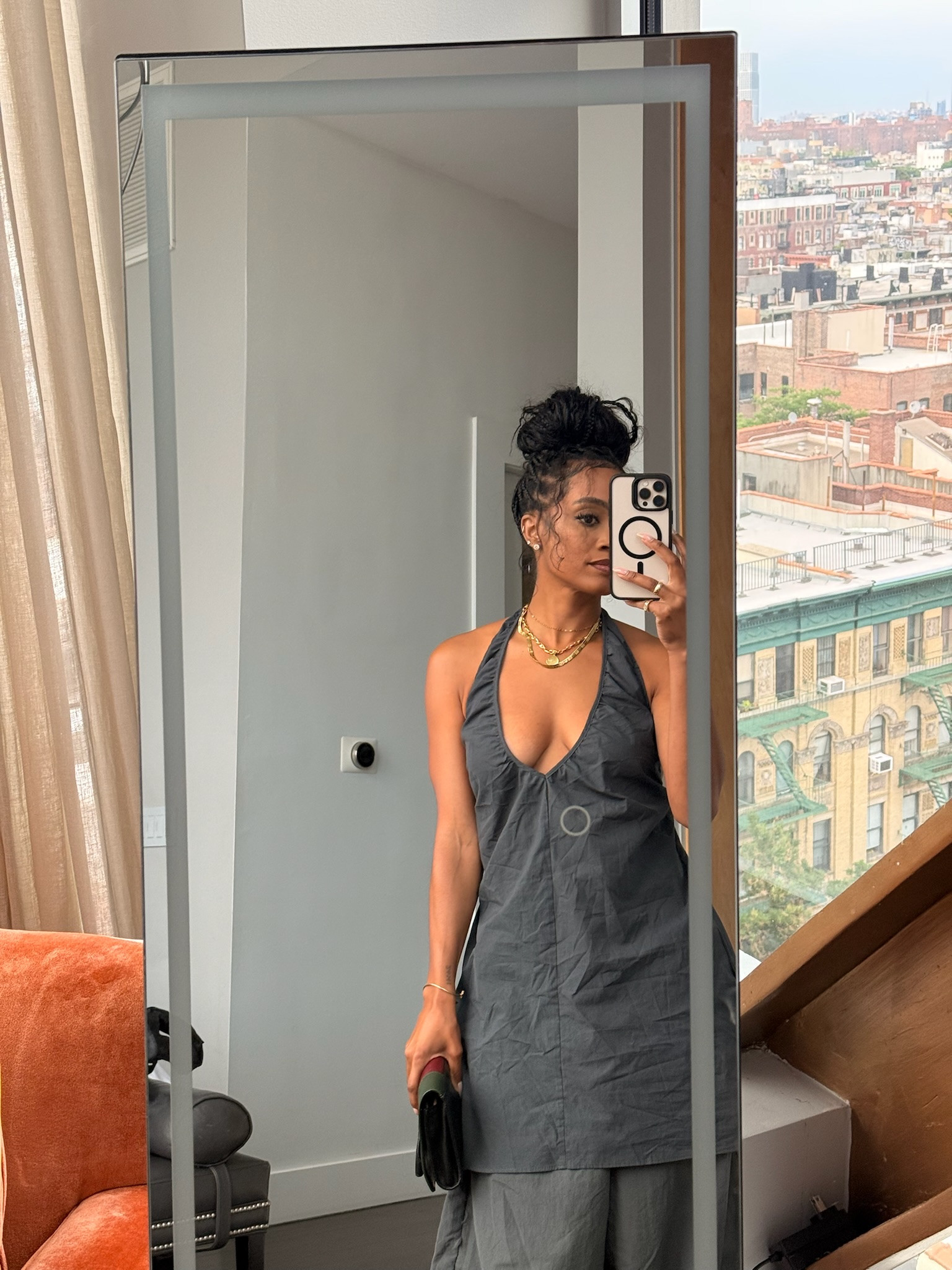 Exact dress is Zara but linked similar! 🤍