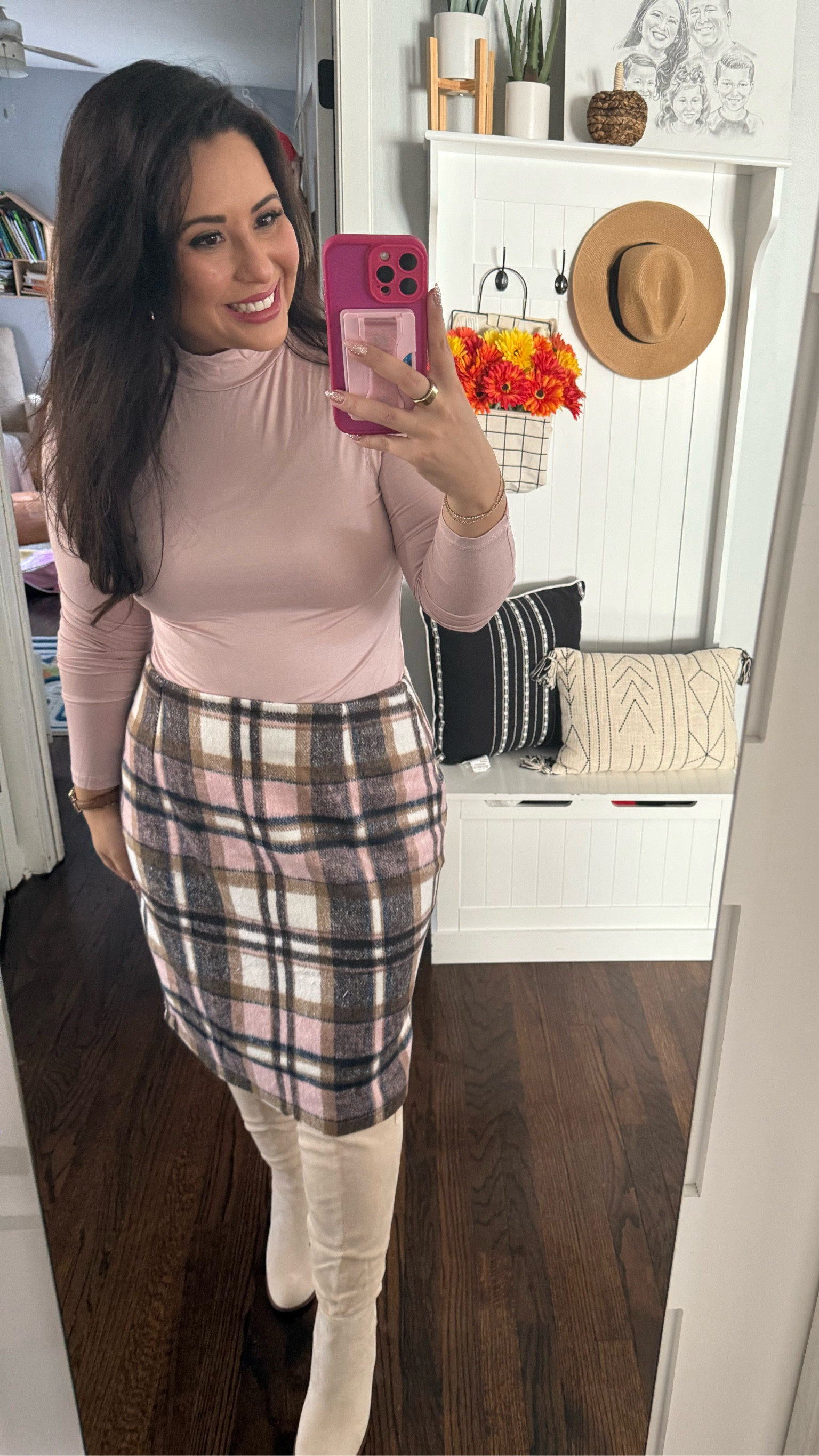 Pink Fall outfit 

#LTKMidsize #LTKSeasonal #LTKStyleTip