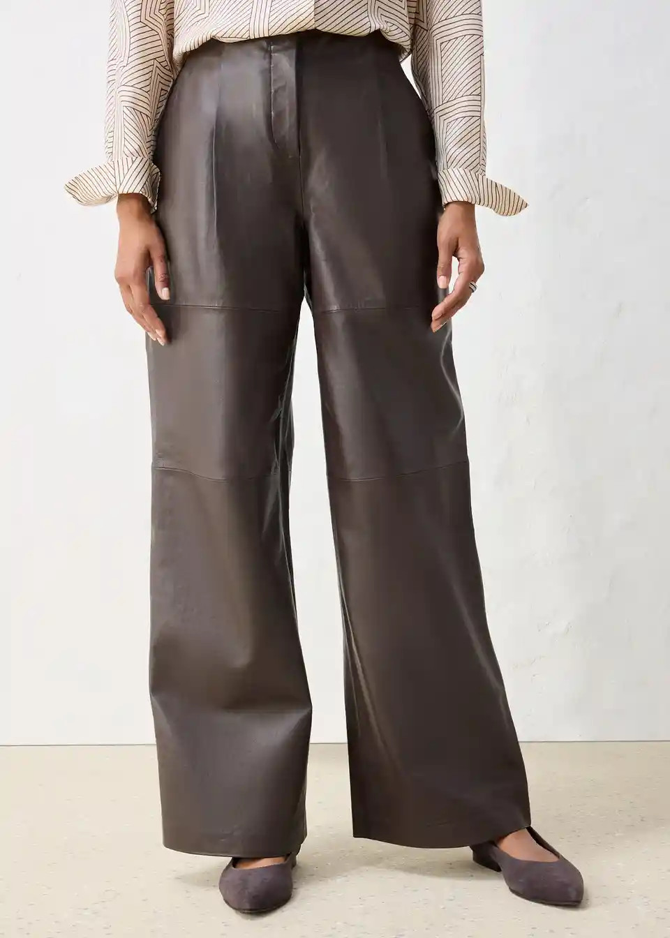 Lederhose mit Bundfalten | Bonprix DE