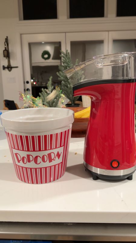 A great gift idea for the popcorn lover! Or for a coworker or someone you may not know as well. Who doesn’t love popcorn and a cute popcorn bowl?!

#LTKfindsunder50 #LTKHoliday #LTKGiftGuide