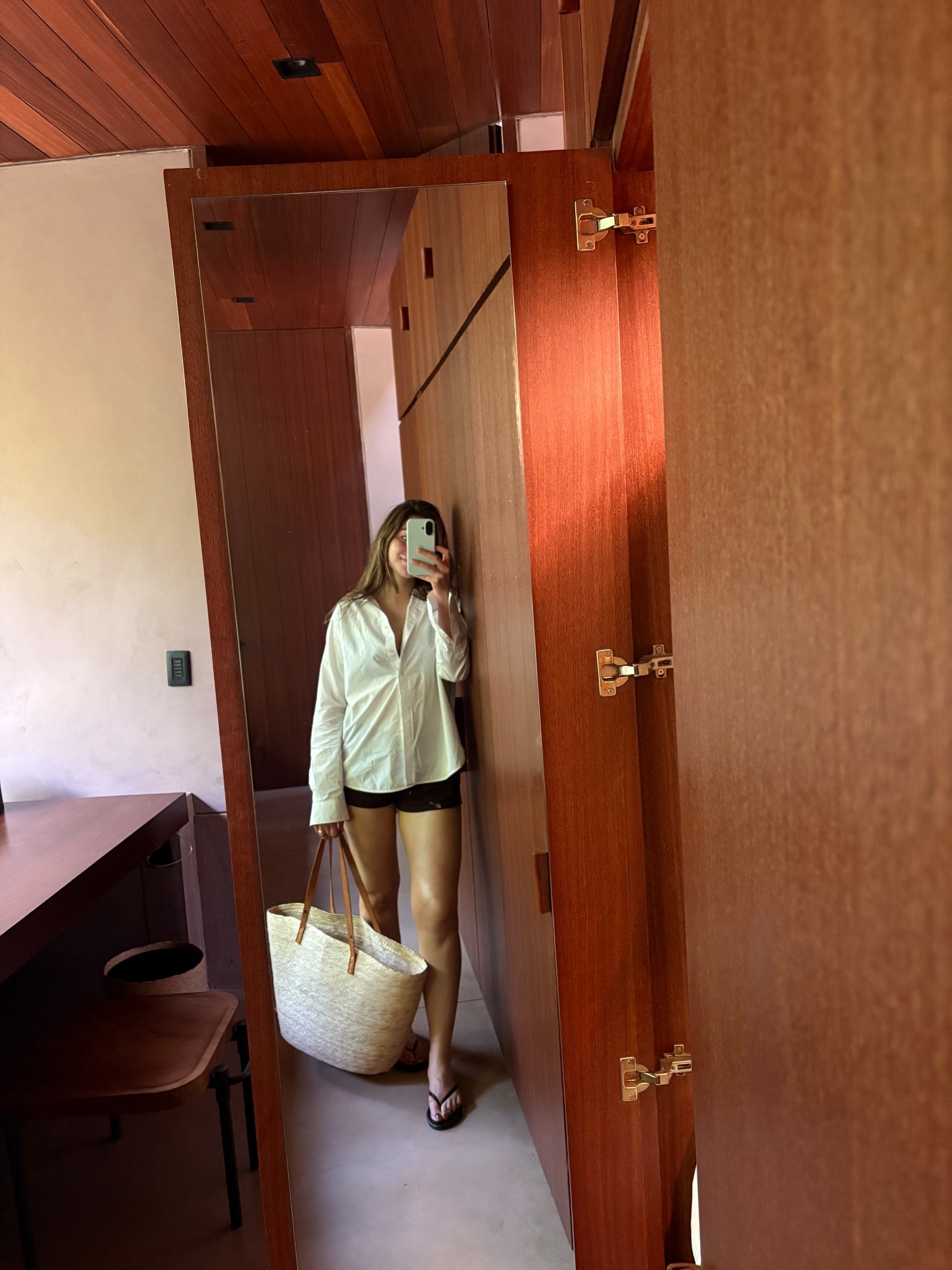 I like big bags & I cannot lie. 

#LTKSwim #LTKTravel #LTKWedding