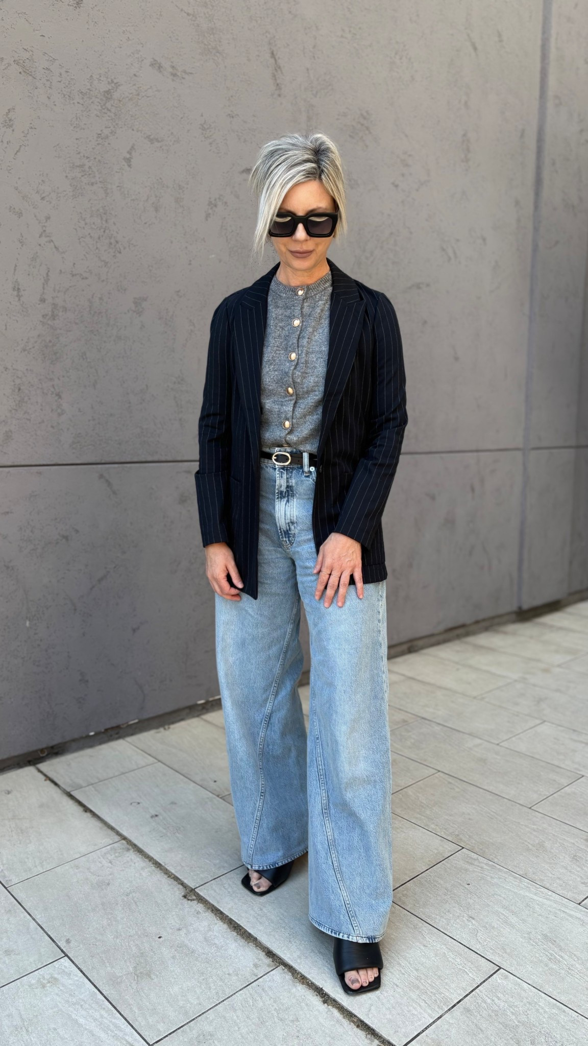 I’ve been wearing these jeans so much. Today’s #ootd for coffee with friends  #fallstyle #aninebing #uniformdressing #simpleandchic #jeans #minimalist #sale 

#LTKSeasonal #LTKSaleAlert #LTKStyleTip