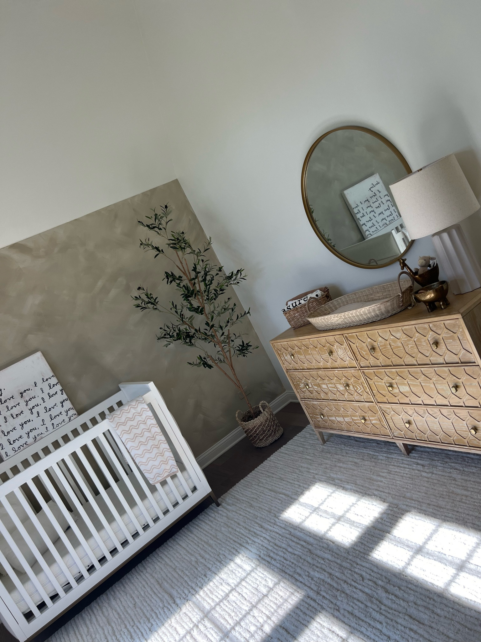 our little nursery is coming together and feeling so cozy - we’re ready for you, sweet baby h 🤍 

Baby nursery, gender neutral, neutral nursery, olive tree, target, pottery barn, Anthropologie, boutique rugs, nursery ideas, baby room, neutral

#LTKBaby #LTKHome #LTKSaleAlert