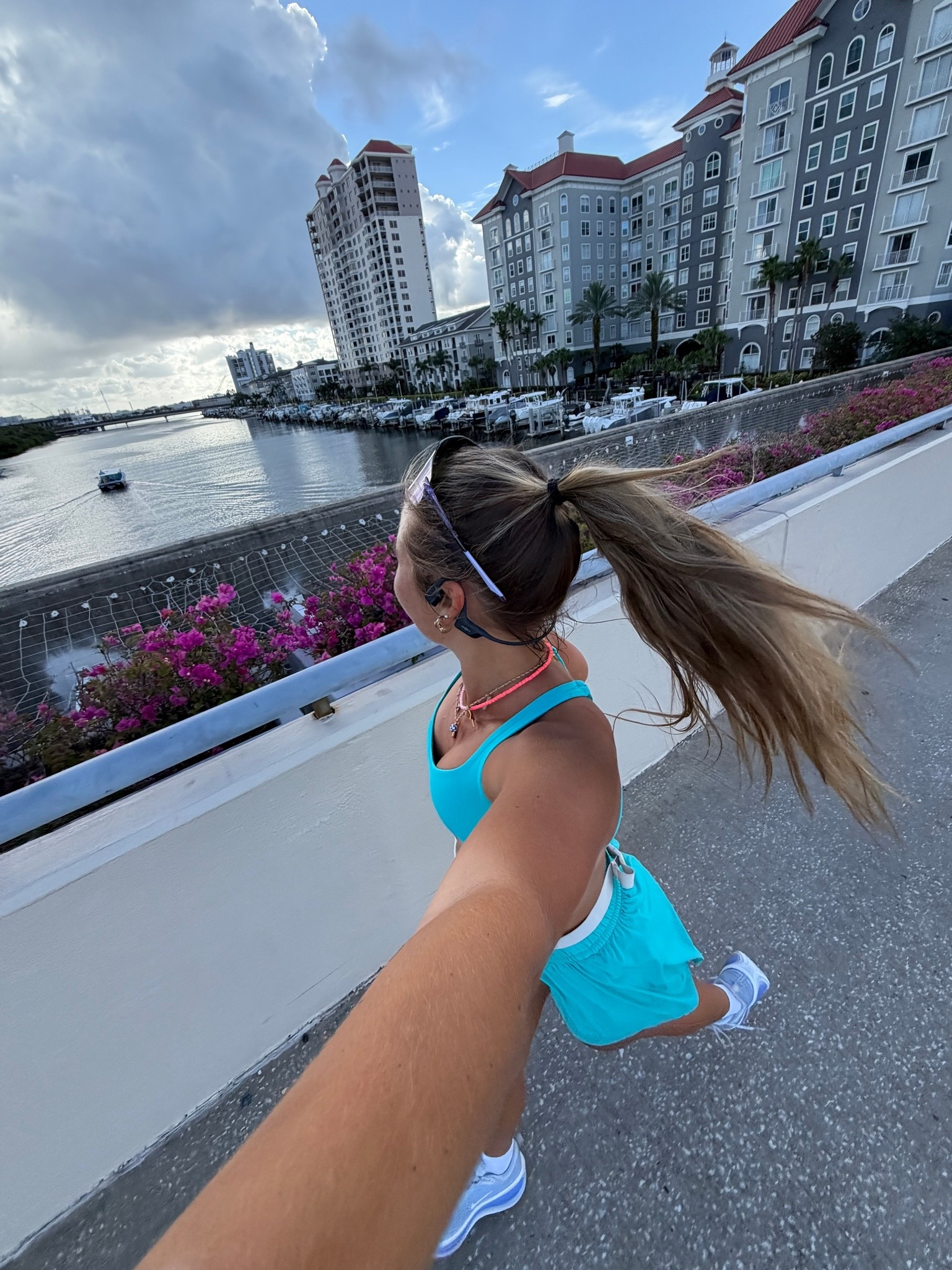 Love this color 🩵🩵

#LTKootd #LTKActive #LTKfitnessgoals