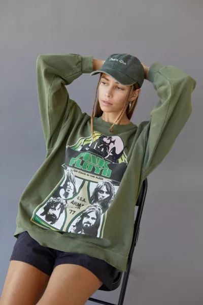 Pink Floyd The Animals Tour Sweatshirt | Urban Outfitters (US and RoW)