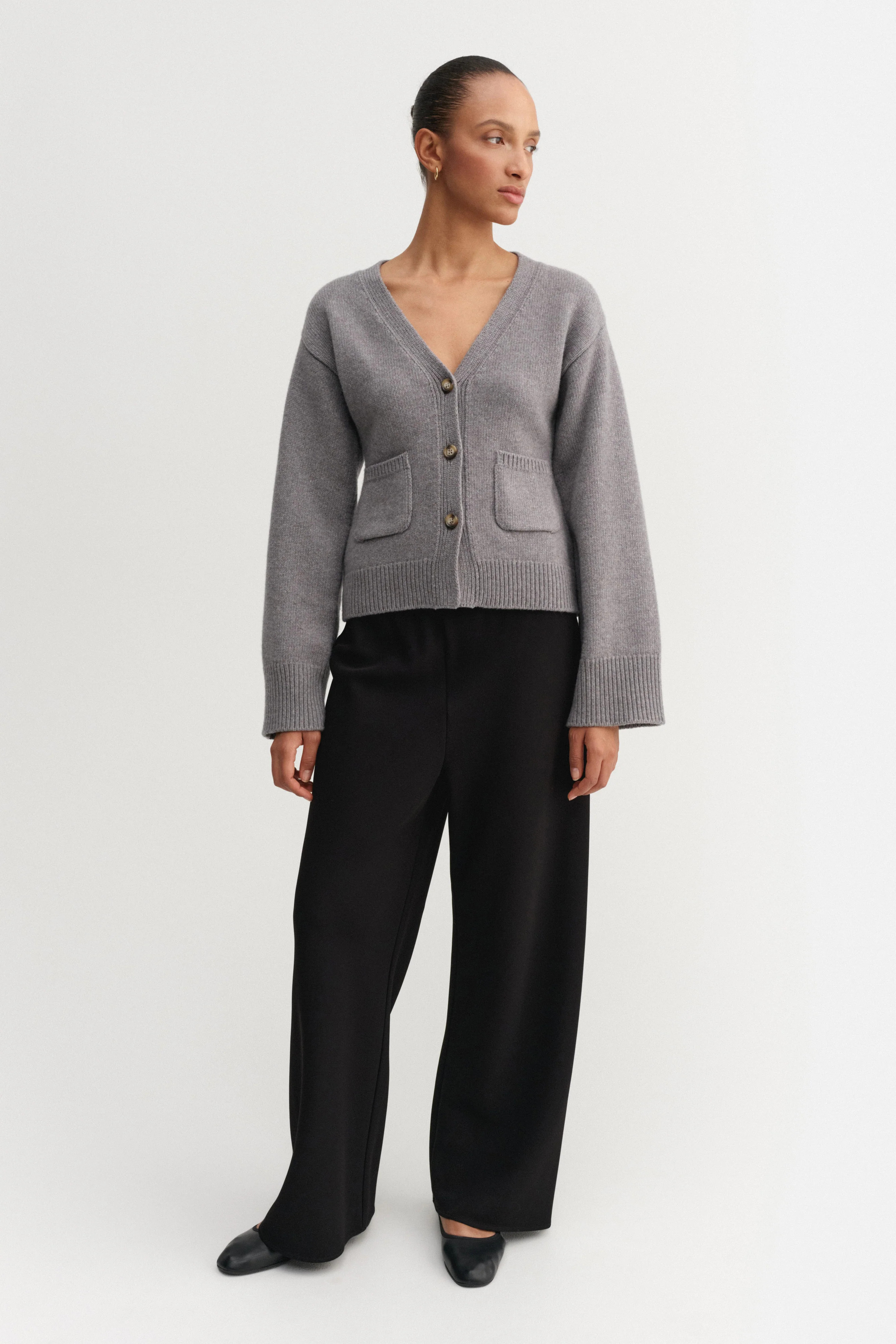 Drea Cardigan, grey | Almada Label