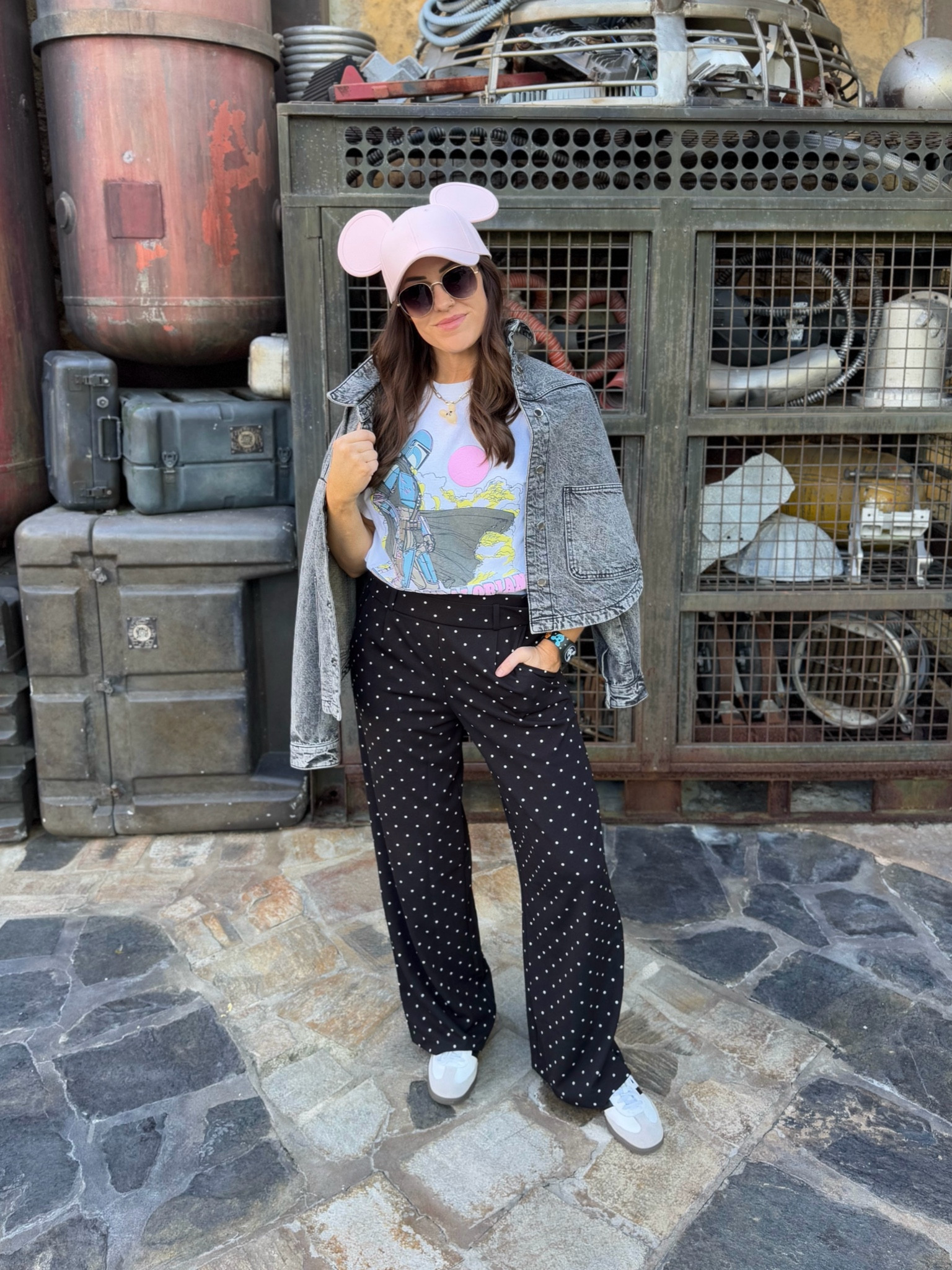 Disney world Hollywood studios outfit Star Wars mandalorian theme park style

#LTKTravel #LTKFindsUnder50 #LTKStyleTip