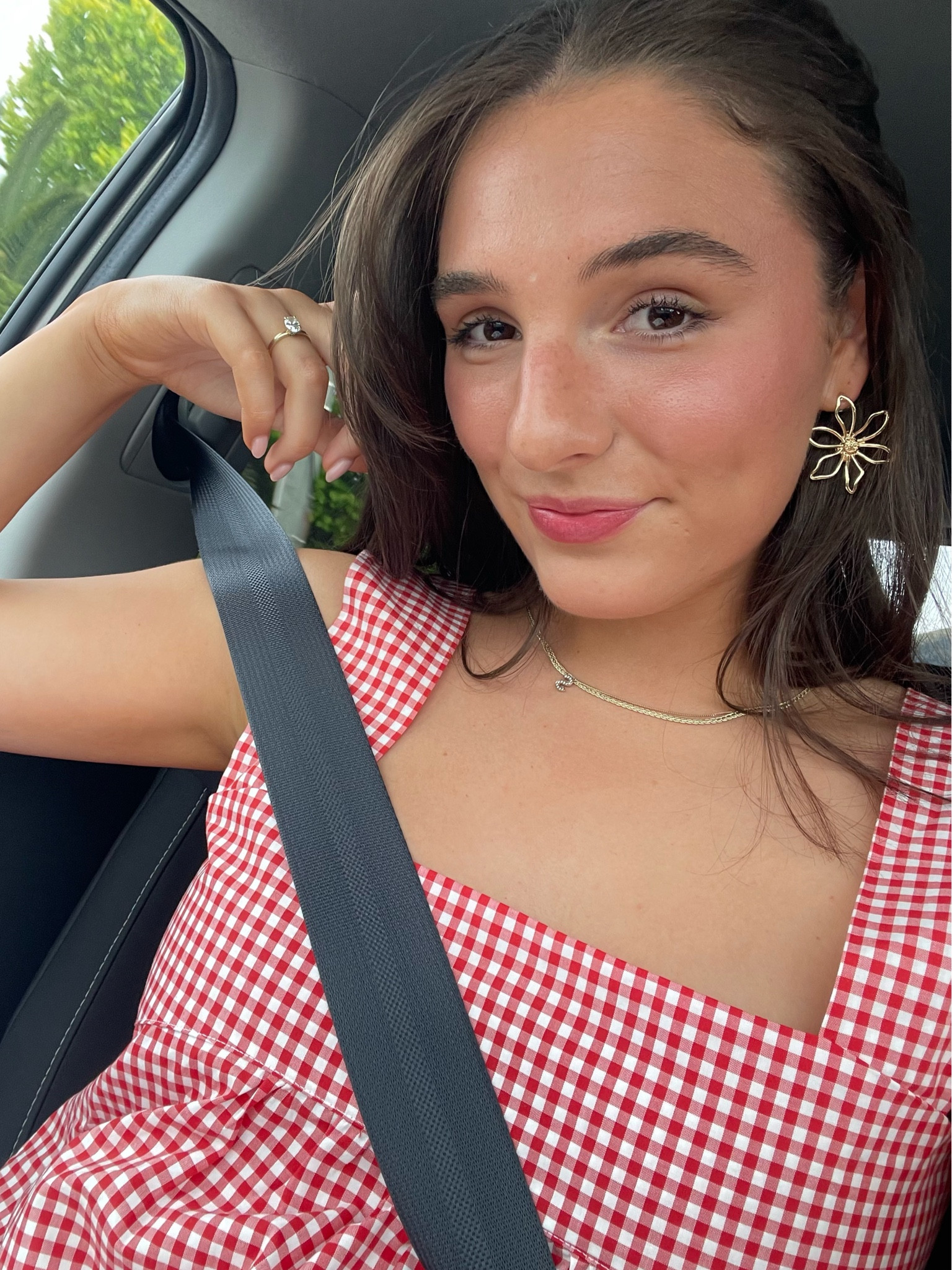 Obsessed with these earrings ✨🌻

#LTKstyletip #LTKfindsunder50