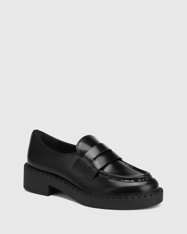 Cambridge Black Leather Flat Loafer | Wittner