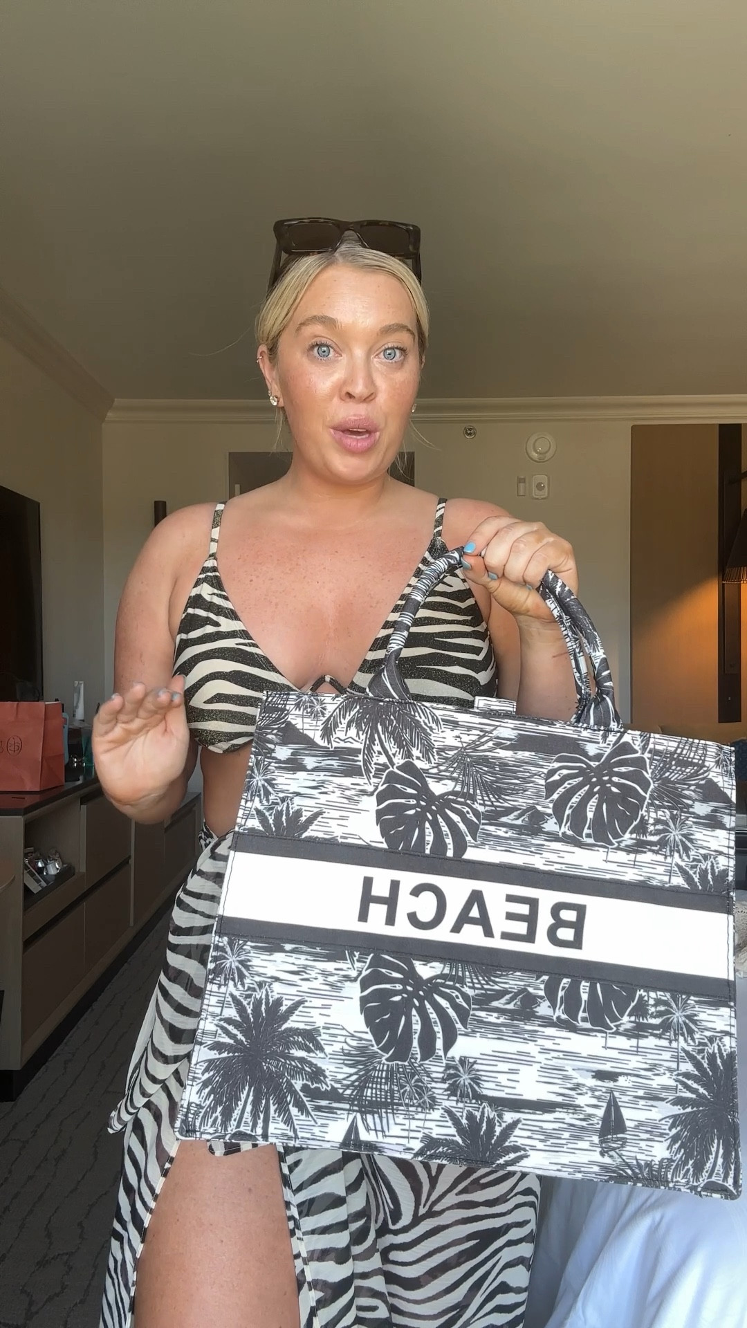 Walmart beach bag!! Designer look for less 🤯🫶🏻🩵 comes in 3 colors!! 

#walmartfashion #walmartpartner #walmart @walmart 

#LTKSwim #LTKItBag #LTKTravel