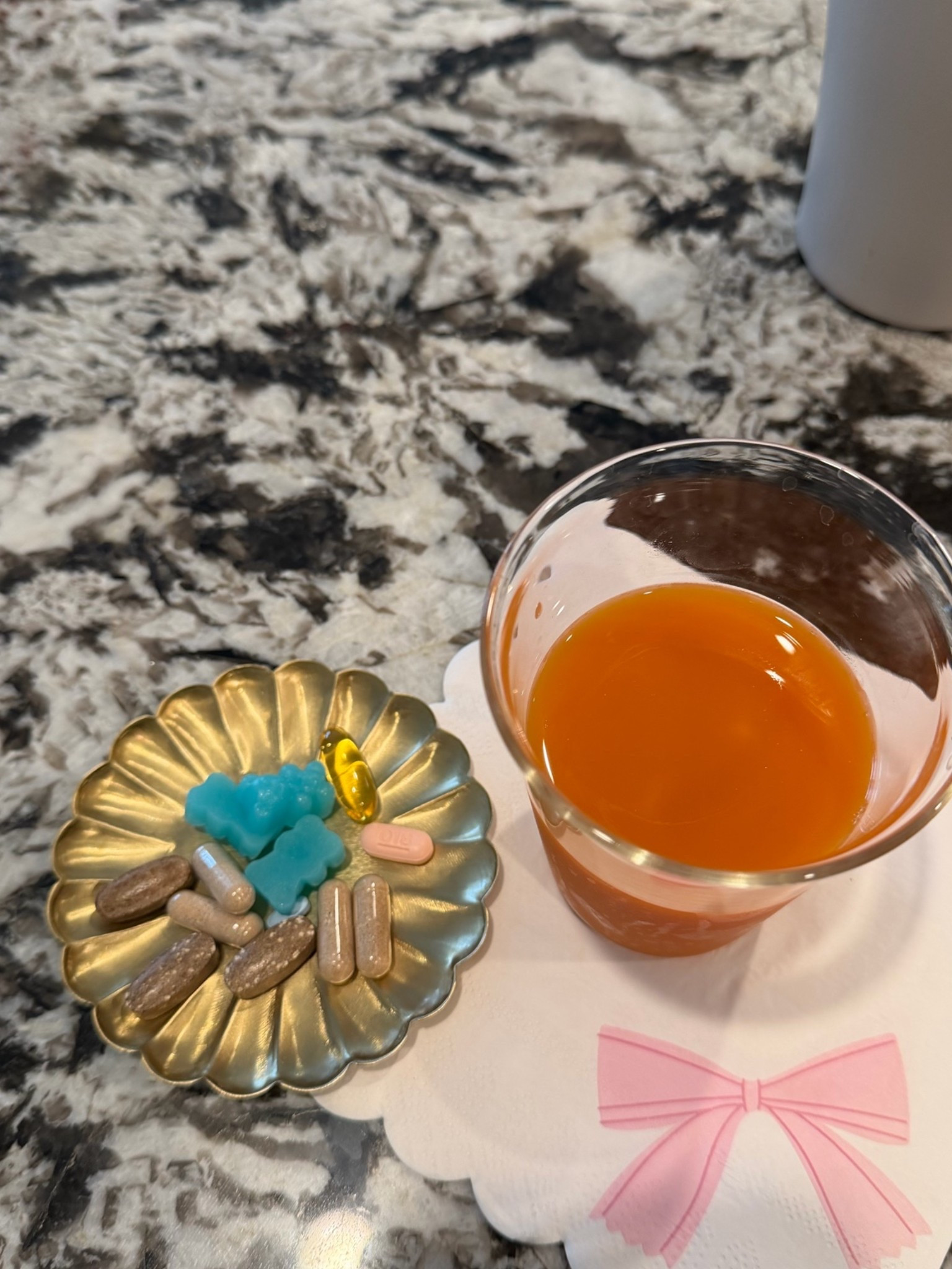 Morning supplements

#LTKmorningroutine