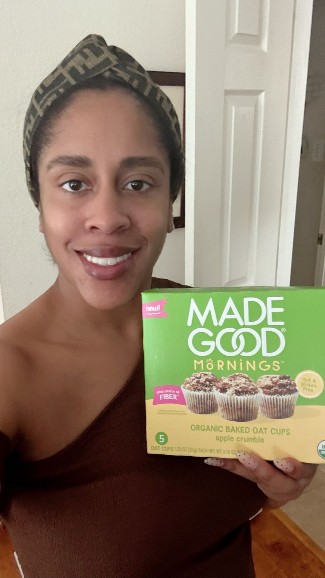 #ProductReview… These #MadeGood baked oat cups in Apple crumble flavor are the truth!!… very dense, filling and give you that made from scratch flavor! 🙌🏾🍏🍎 @influenster @madegoodfoods #complimentary

#LTKFindsUnder50