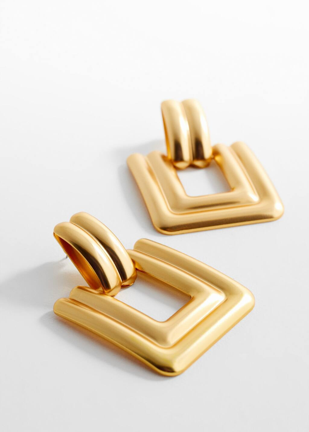 Square earrings -  Women | Mango United Kingdom | MANGO (UK)