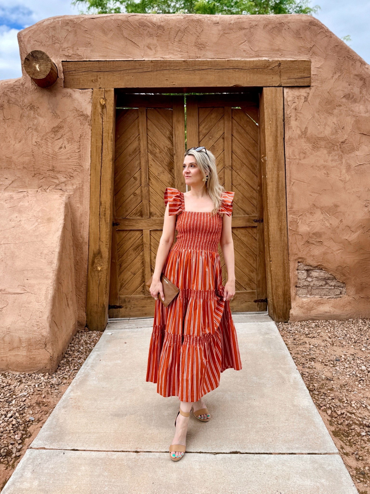 When a dress is this good… you pack it twice 😍
Rewore this beauty on our New Mexico getaway and it felt just as perfect the second time around.
☀️ Easy, breezy, and yep—it’s on sale right now!


#LTKWedding #LTKSaleAlert #LTKTravel