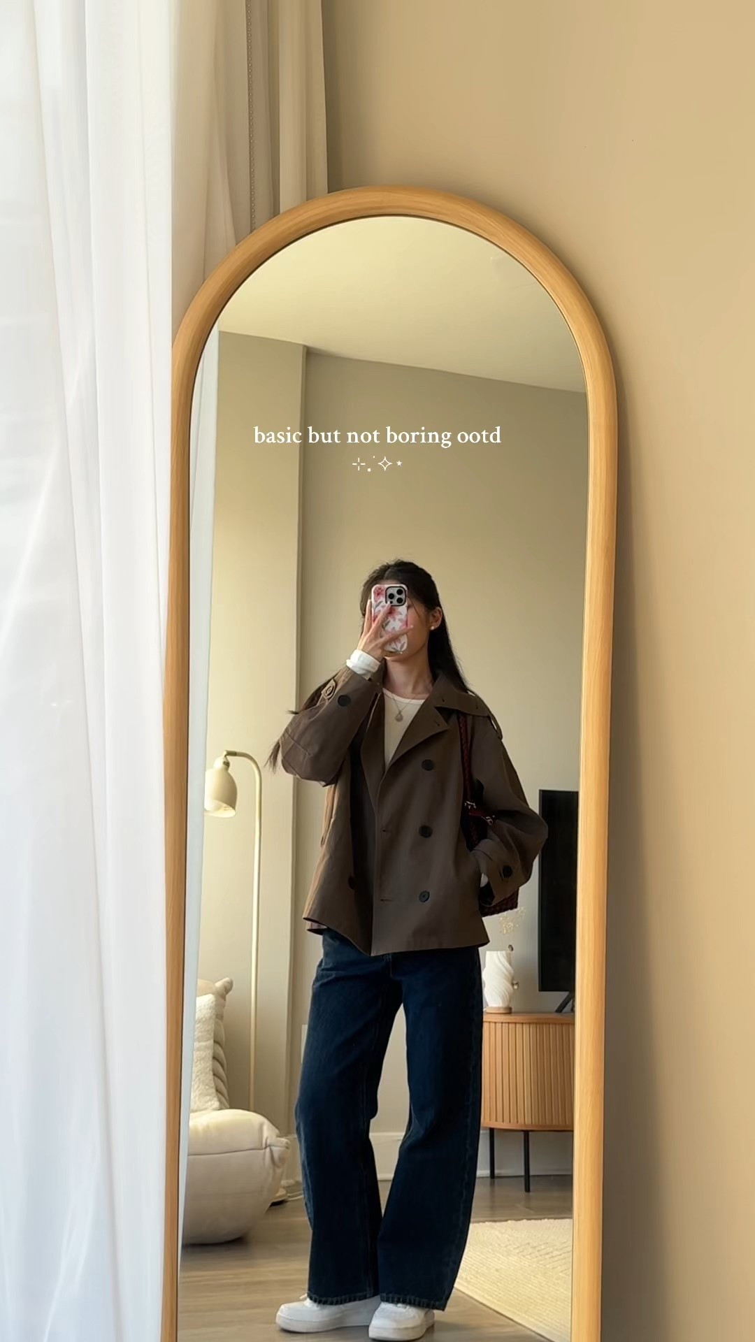 basic but not boring ootd with my fav trench coat 🐻

#LTKHoliday #LTKootd