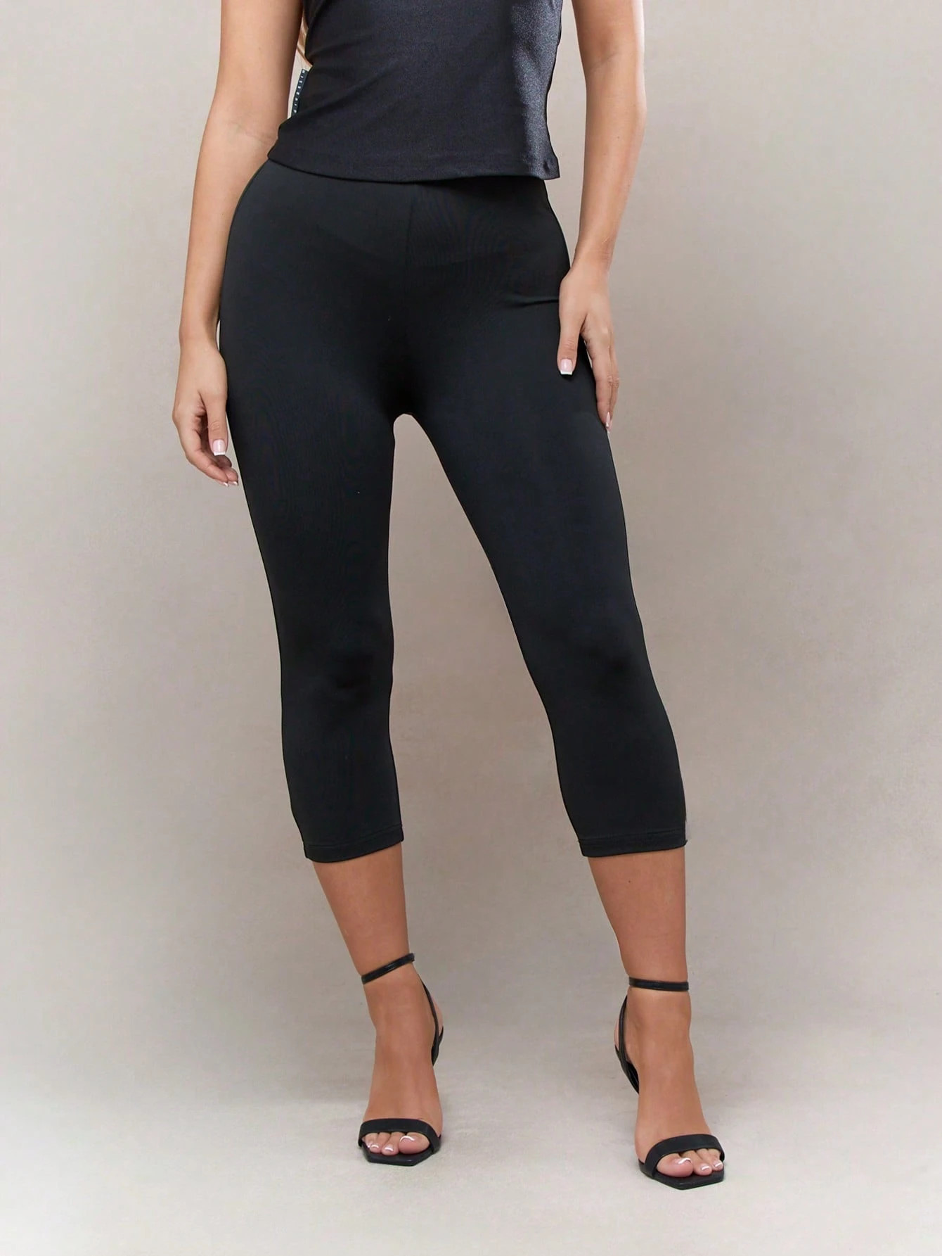 Women's Plain High Waisted Casual Yoga 7/8 Leggings | SHEIN