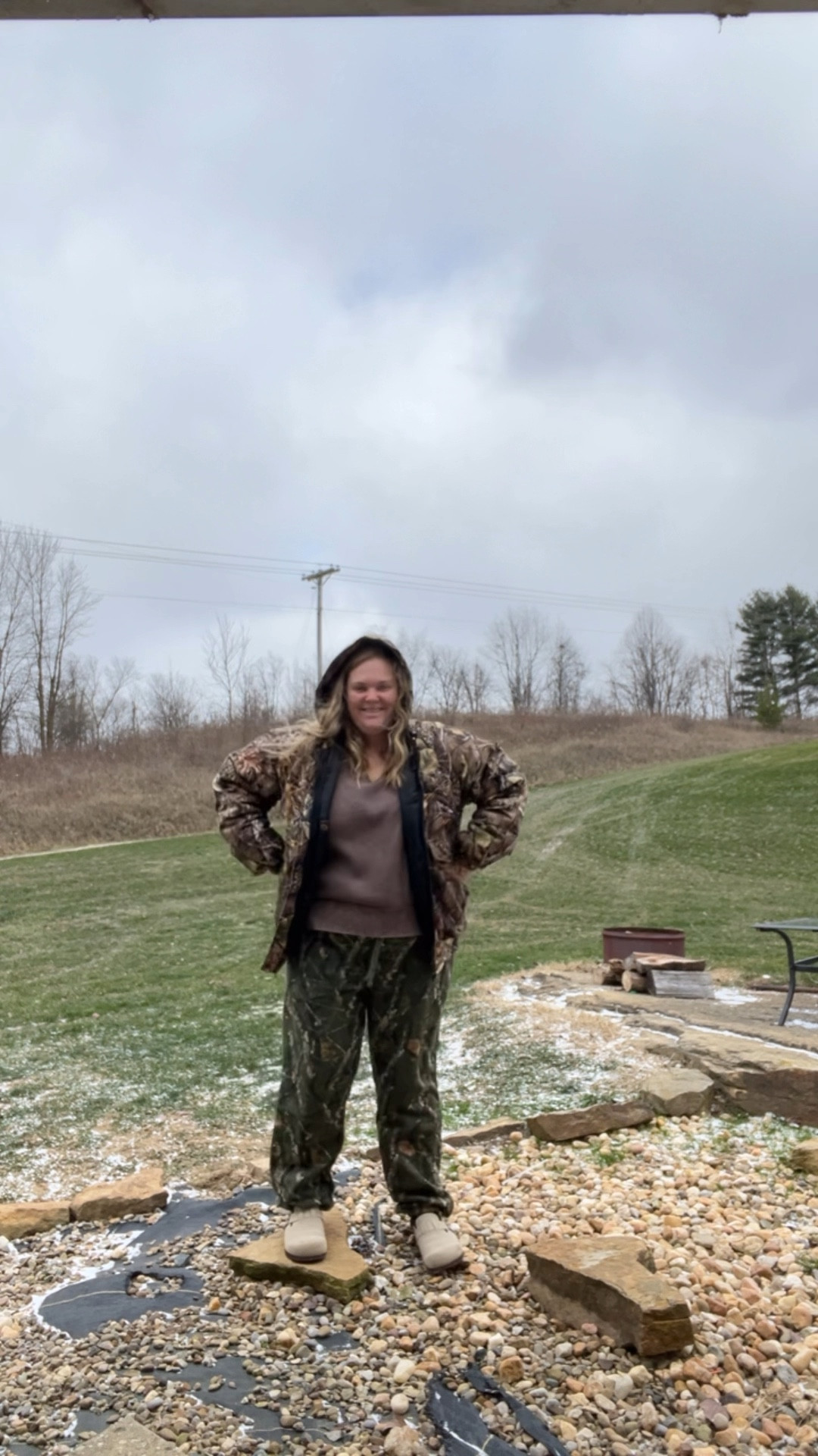 The comfiest camo sweats! 
Xl 