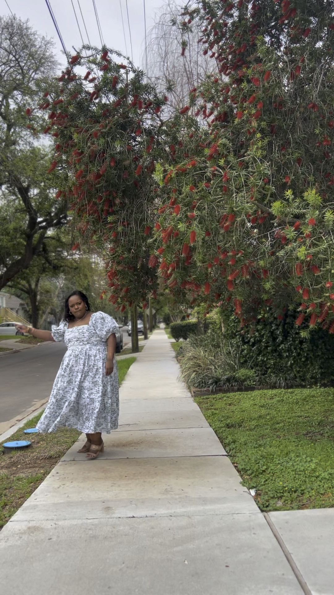 Lost footage! But me running away from a bee 🐝 in New Orleans back this Spring! I think the bee loved my Abercrombie dress 😂

#LTKStyleTip #LTKVideo #LTKSaleAlert