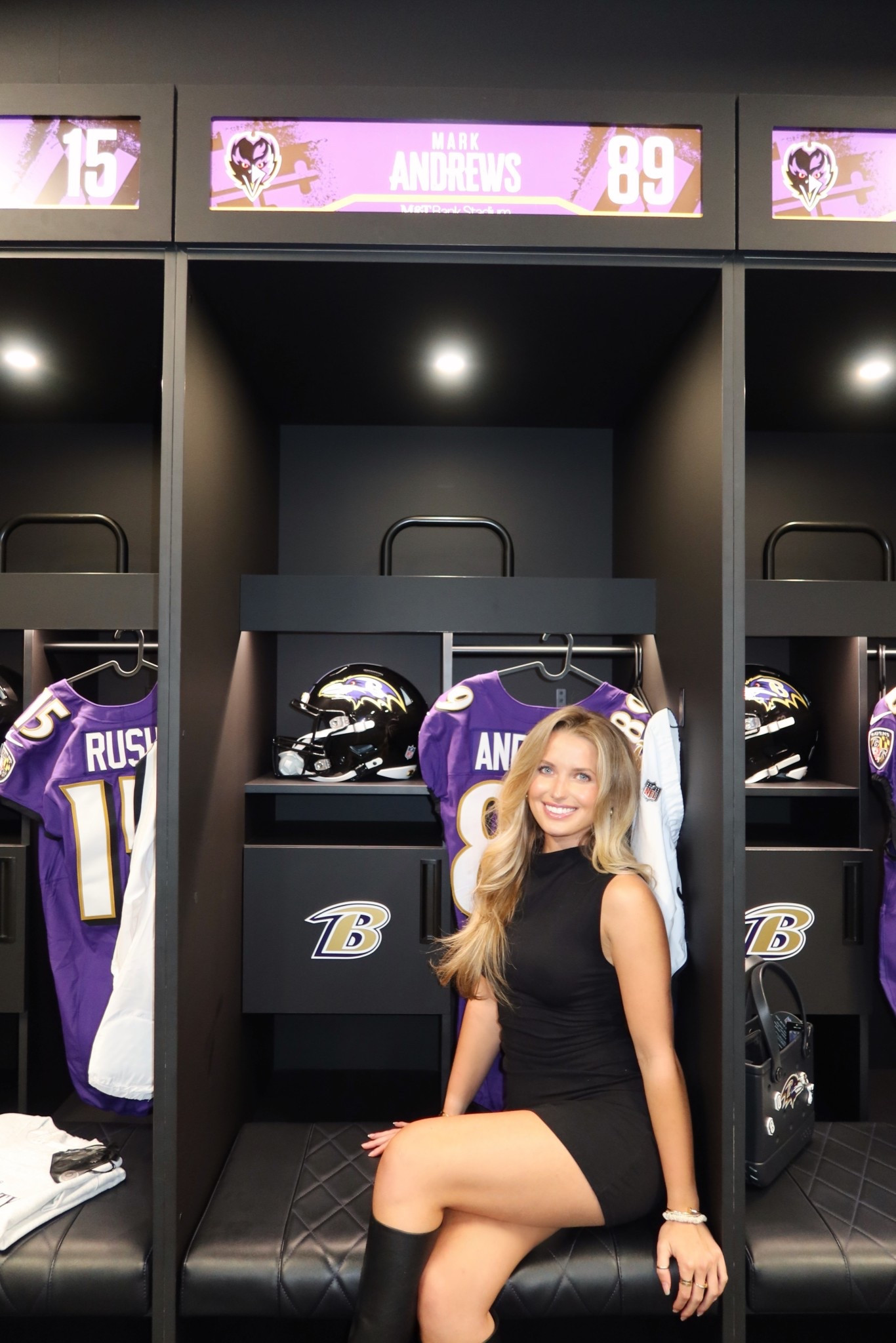 Reformation dress & Steve Madden boots 💜🖤

#LTKParties #LTKU #LTKStyleTip