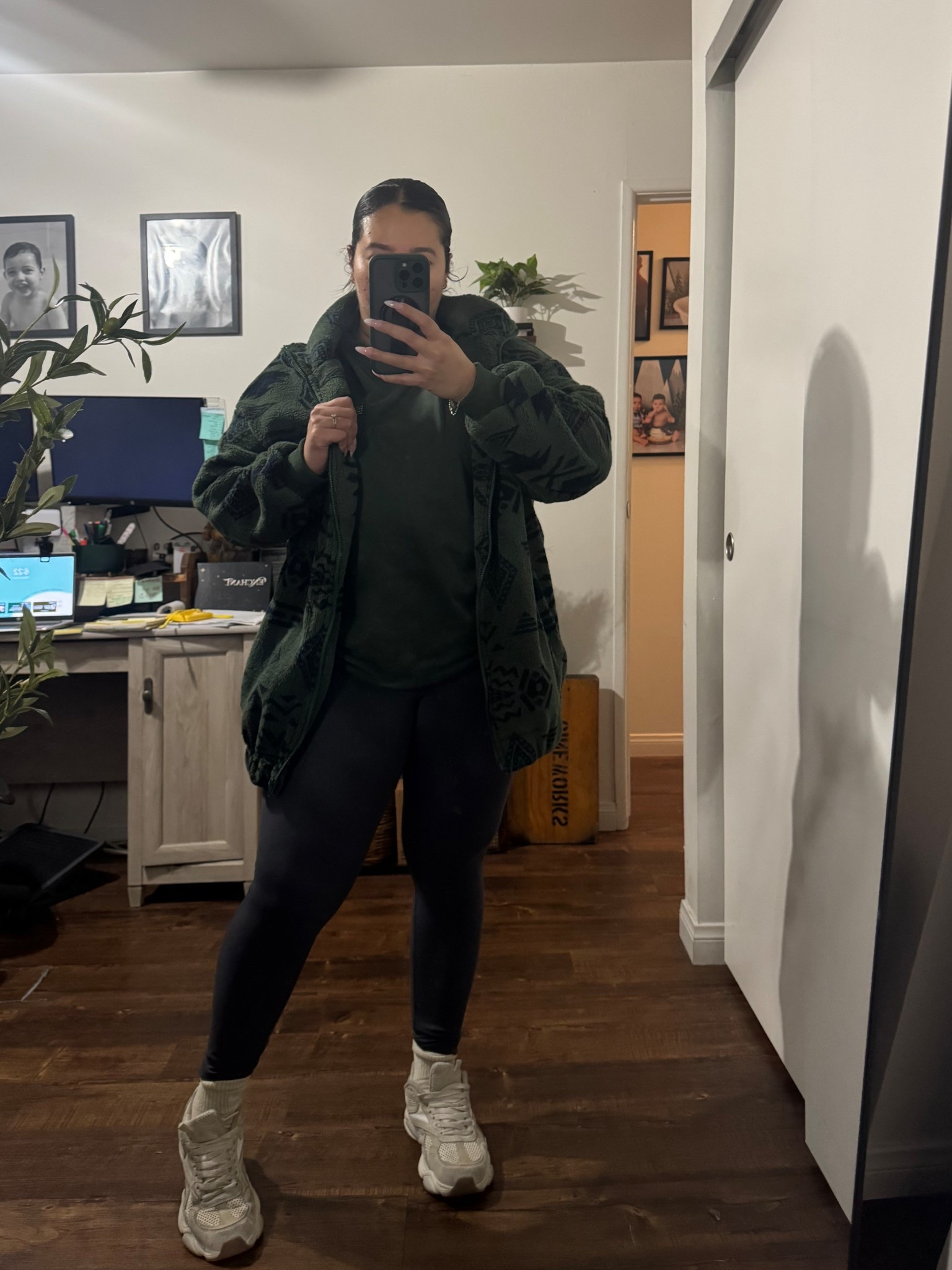 What I’m wore for school drop offs and a wfh mama. This fleece Sherpa sweater from BLOOMCHIC is so comfortable and cozy. I wore it all day and was so comfy! 

Sherpa sweater - large / runs big / super comfortable 
Shirt - medium/ runs big/ men’s shirt 
Leggings - medium / tts / squat proof 

Midsize outfit 
Midsize fashion
Winter outfit 
Fleece sweater 
Cozy outfit 
Comfy outfit 
WFH outfit 
Mom outfit 
School drop off outfit 

#LTKMidsize #LTKmomlife #LTKdayinmylife