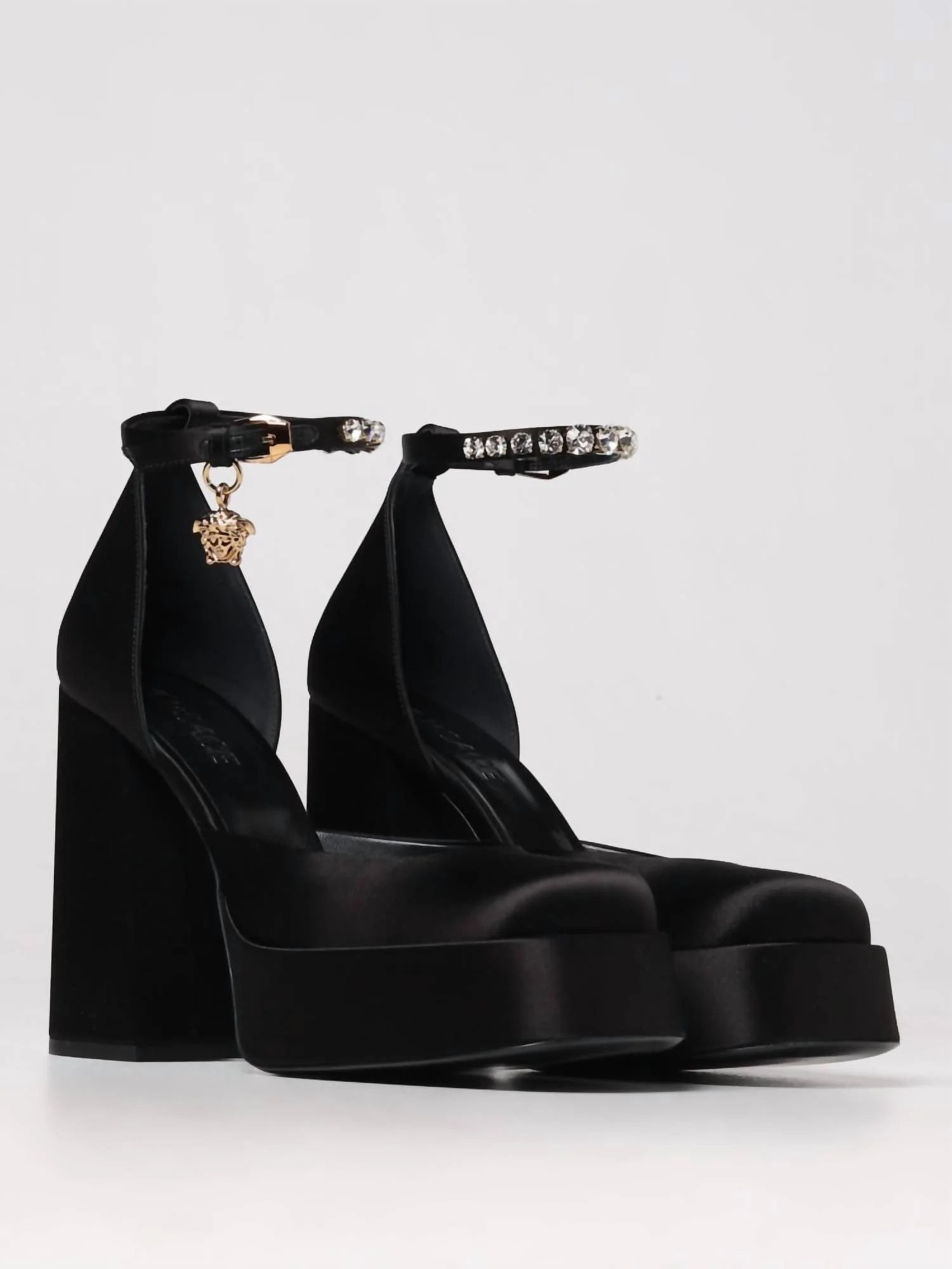 Women's Decolette Platform Heel In Black | Shop Simon