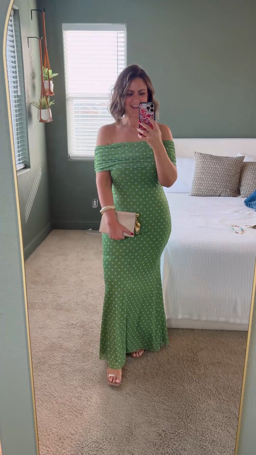 Spring wedding guest dress, large
Clutch is GORGEOUS 
code: courtneyh20 to save on both!!

Size 12, midsize, spring wedding, summer wedding, party dress, cocktail party, @Anthropologie #anthropartner

#LTKgrwm #LTKMidsize #LTKWedding