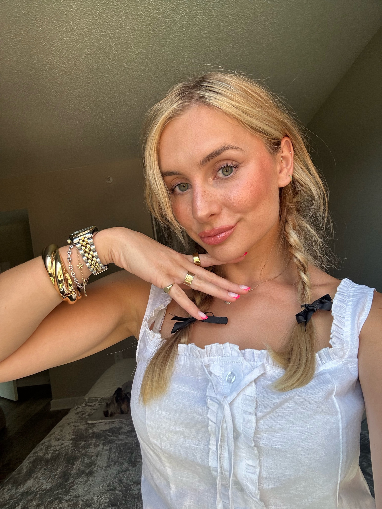 everyday makeup products for a spring palette 🌸 and everyday jewelry!

#LTKFindsUnder50 #LTKBeauty #LTKFindsUnder100