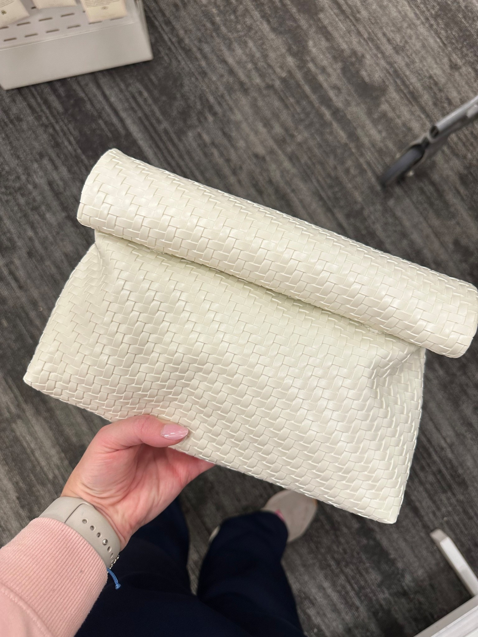 LOVE this clutch

#LTKMidsize #LTKOver40 #LTKValentine