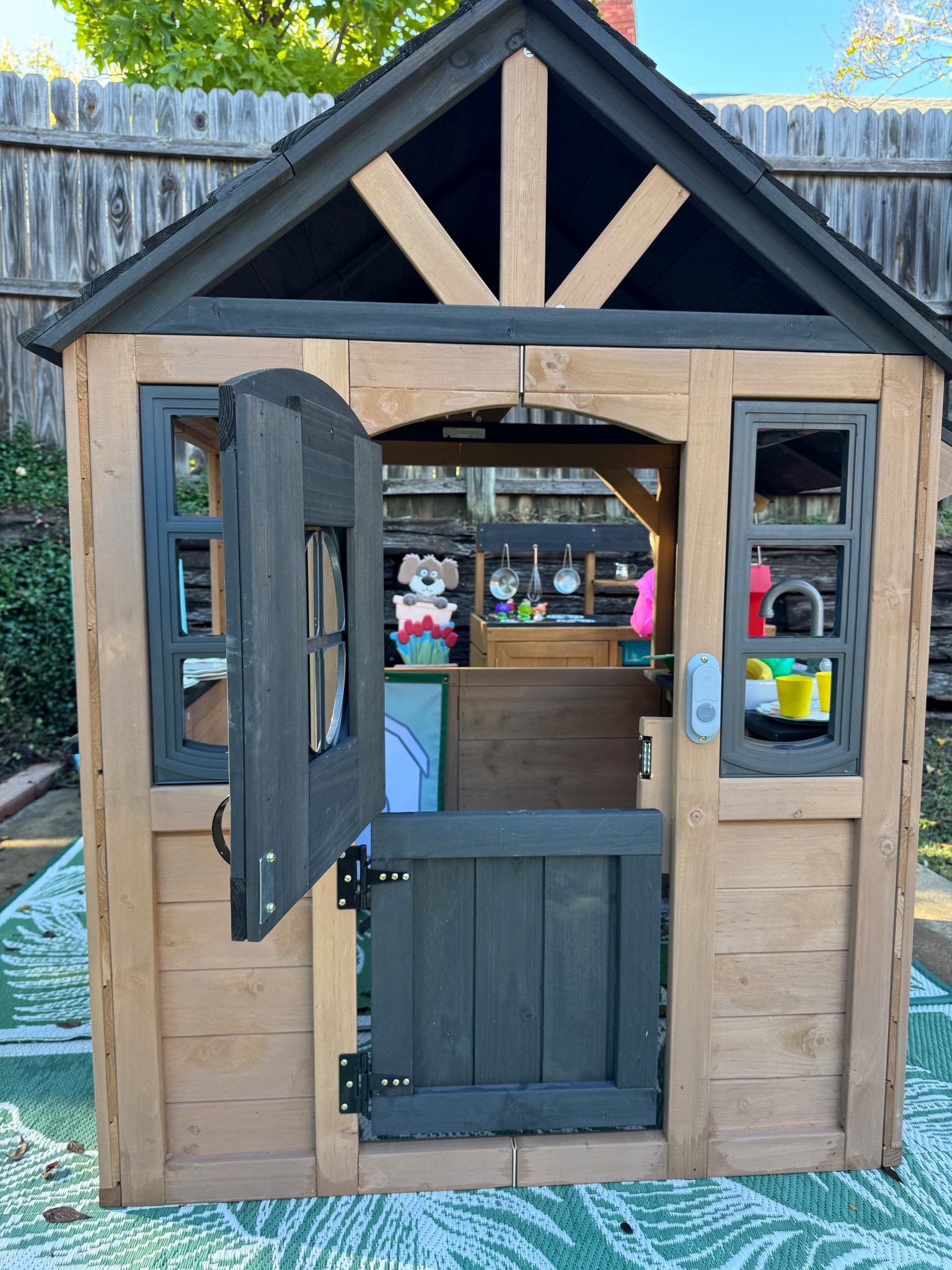 the dreamiest little playhouse ✨🏡
she’s been cooking, hosting, pretending, and living her best tiny cottage life…

such a magical Christmas gift idea 🎄

linked in my bio under Our Payhouse

#WalmartBlackFridaydeal #playhouse #Christmasgift #COCLUB #PlayKitchen
@Walmart

