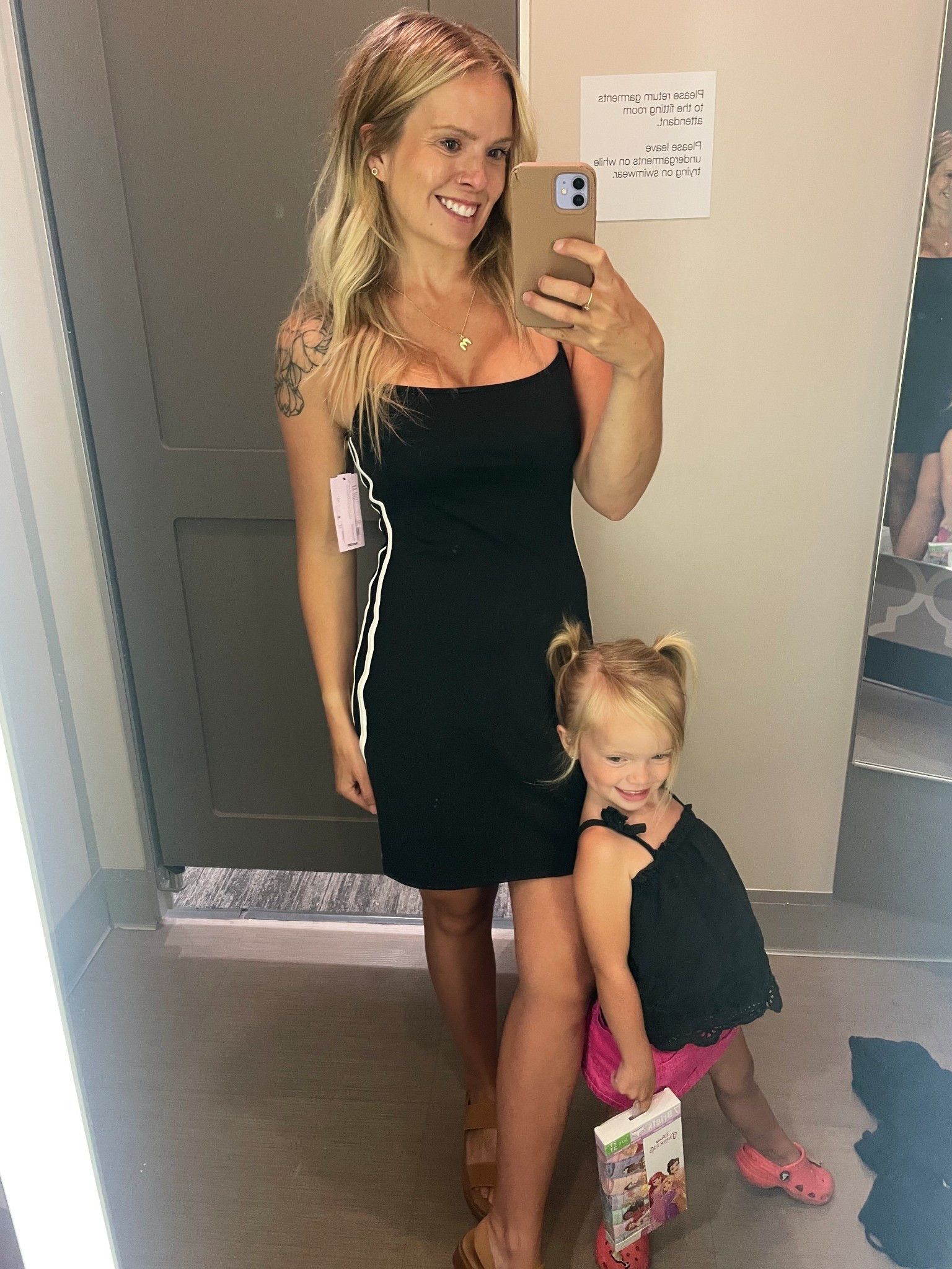 Black Target dress! Wearing in size small. 

#LTKFindsUnder50 #LTKSeasonal #LTKU