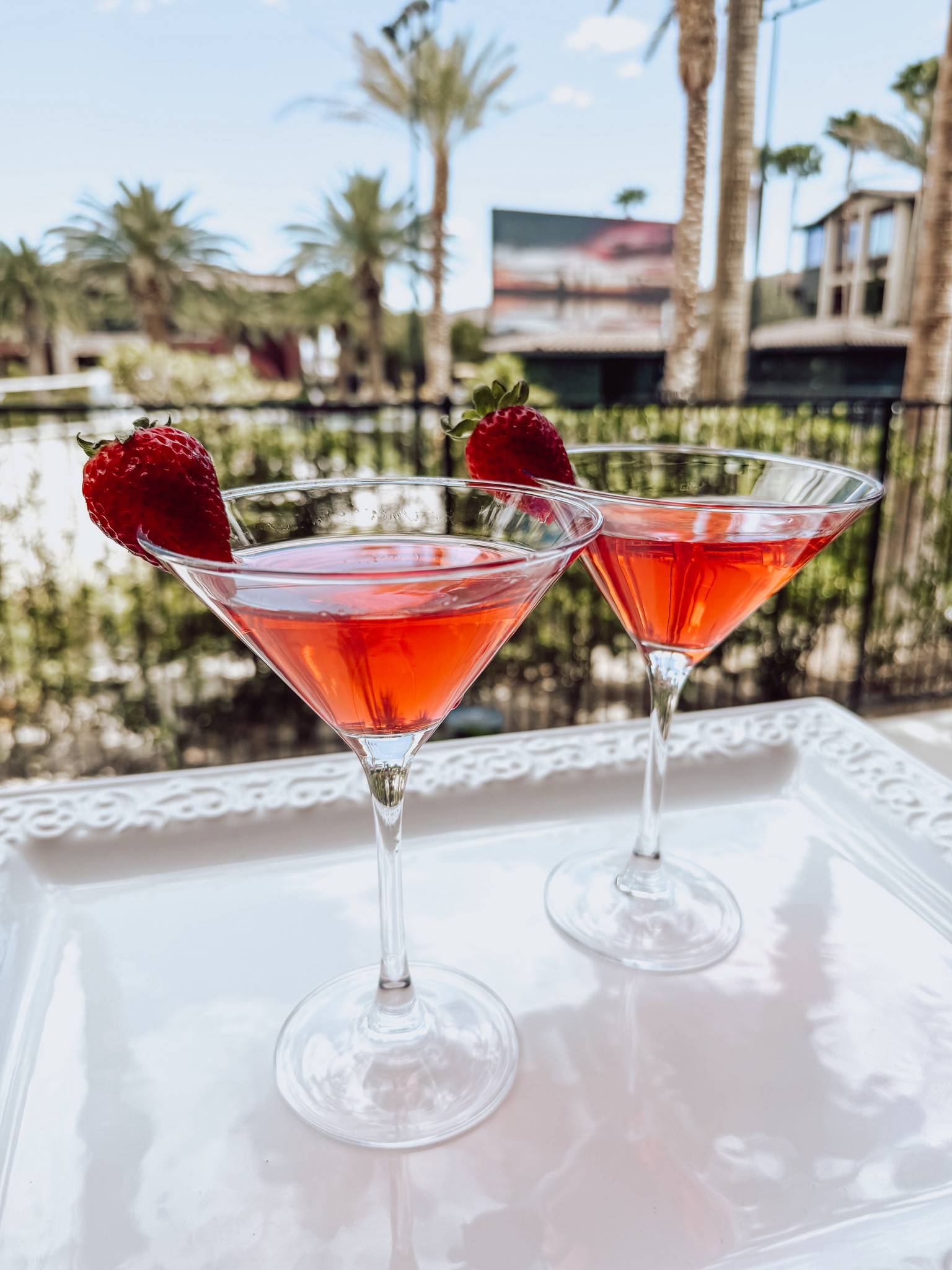 We’ll have 2 Strawberry Martinis please🍸🍓❤️🌴☀️

#LTKparties #LTKhome #LTKfamily