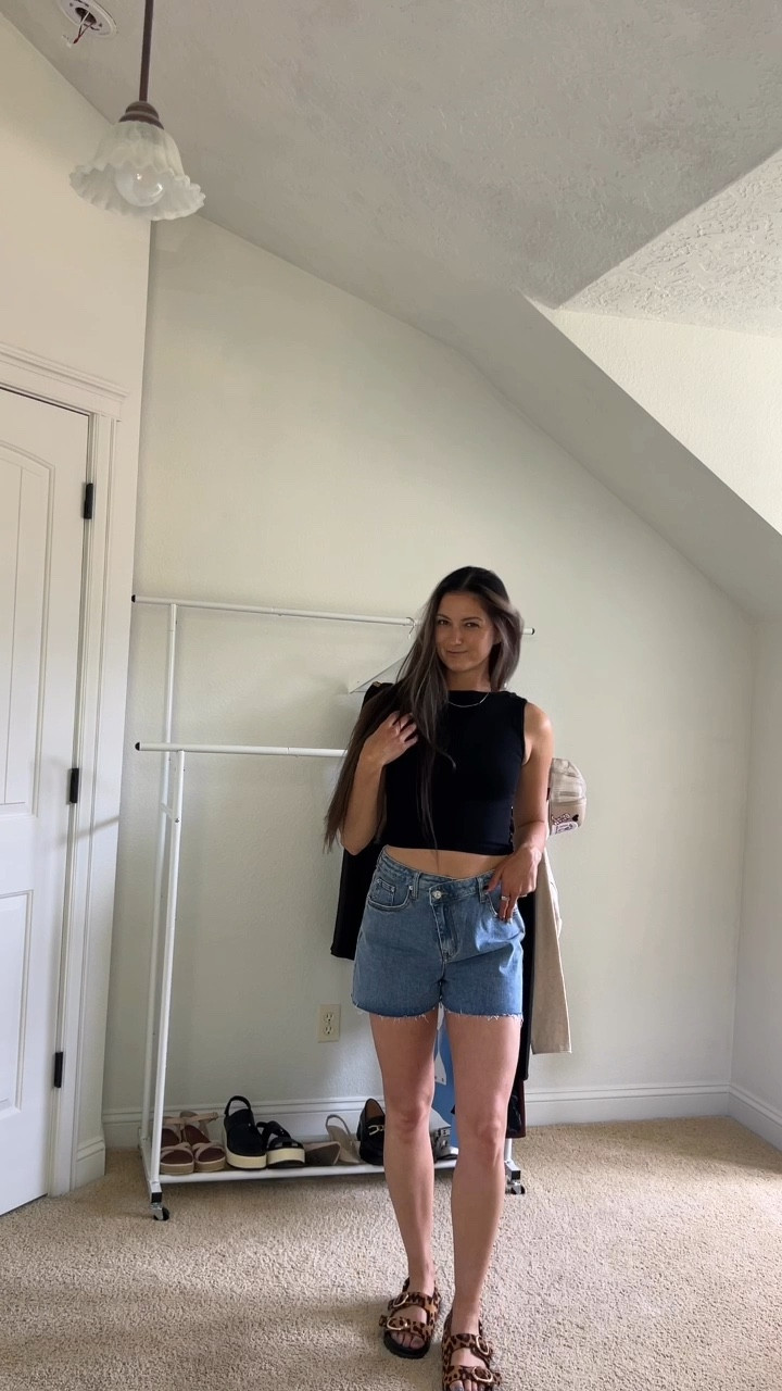 This Amazon denim find is so good!! Insanely comfy, great length, and the perfect amount of bagginess🙌🏼 

#LTKSeasonal #LTKSummerEdit #LTKFindsUnder50