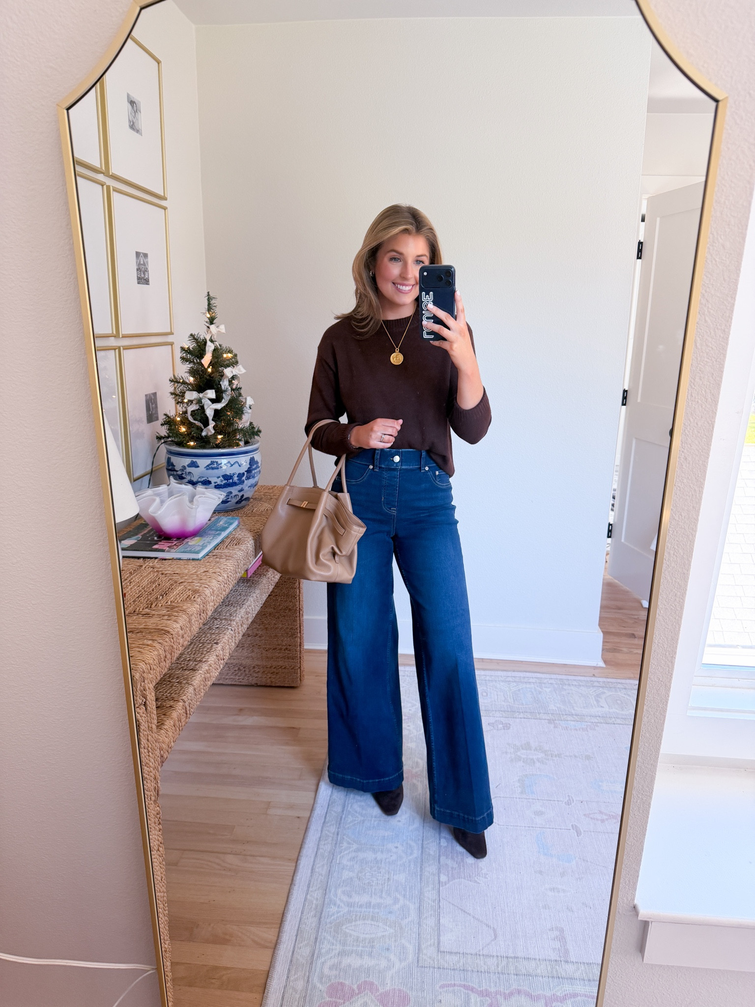 Dressy casual outfit idea for fall! Wearing a S in sweater and jeans 